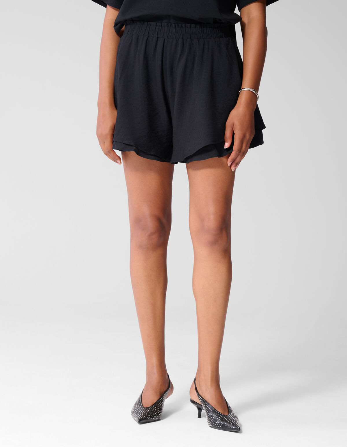 Ruffled Short Zwart