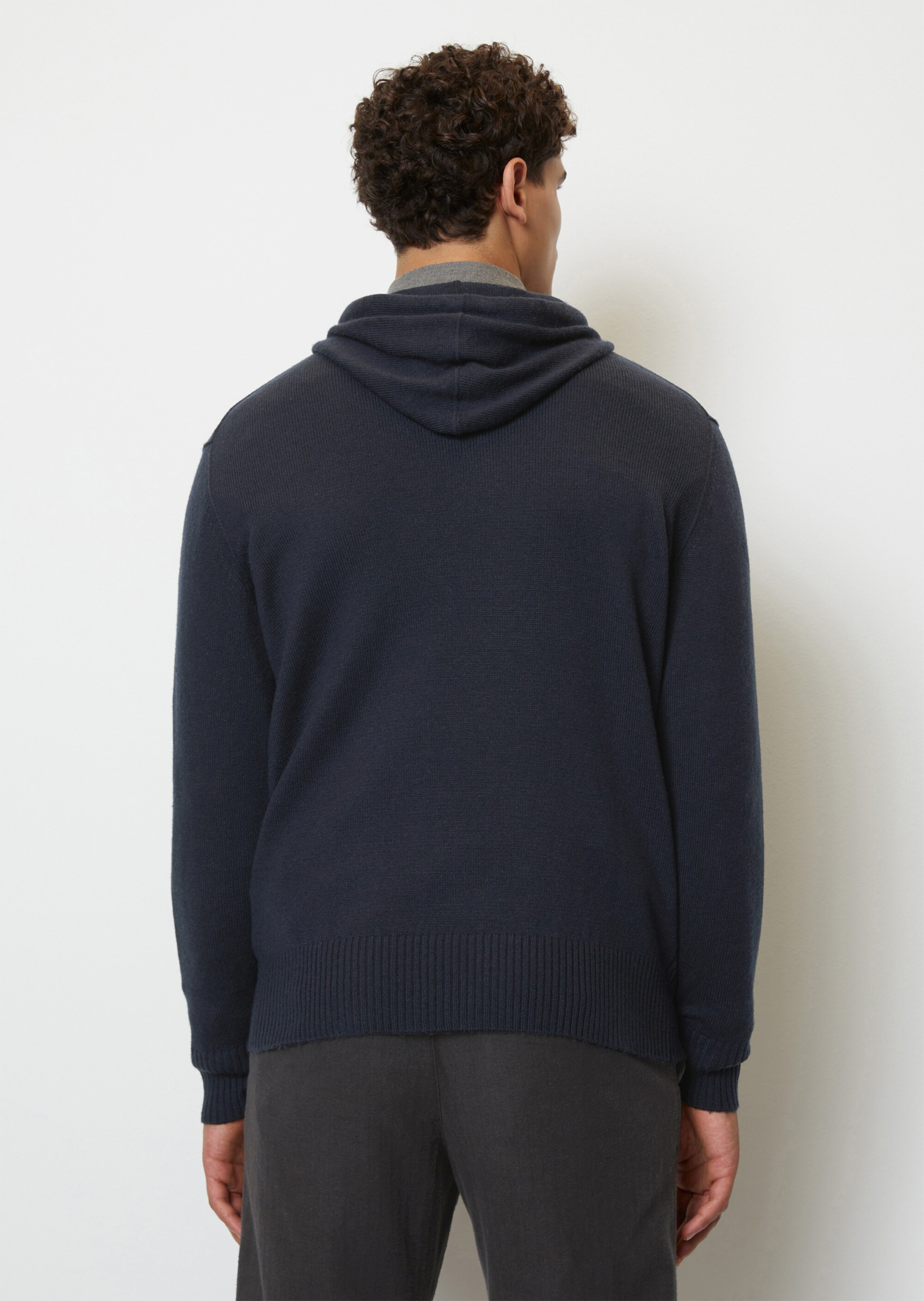 Kapuzen-Strickjacke regular aus softem Lambswool-Blend