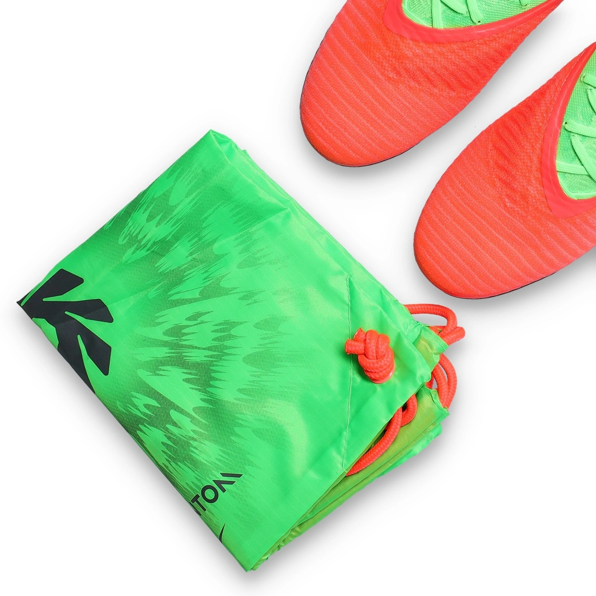 Chuteira Nike Phantom 6 Low Elite FG EH