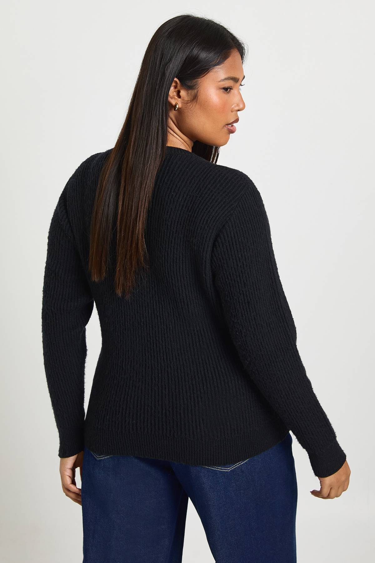 boohoo Cardigan Tricoté Col Rond à Boutons Dorés Grande Taille