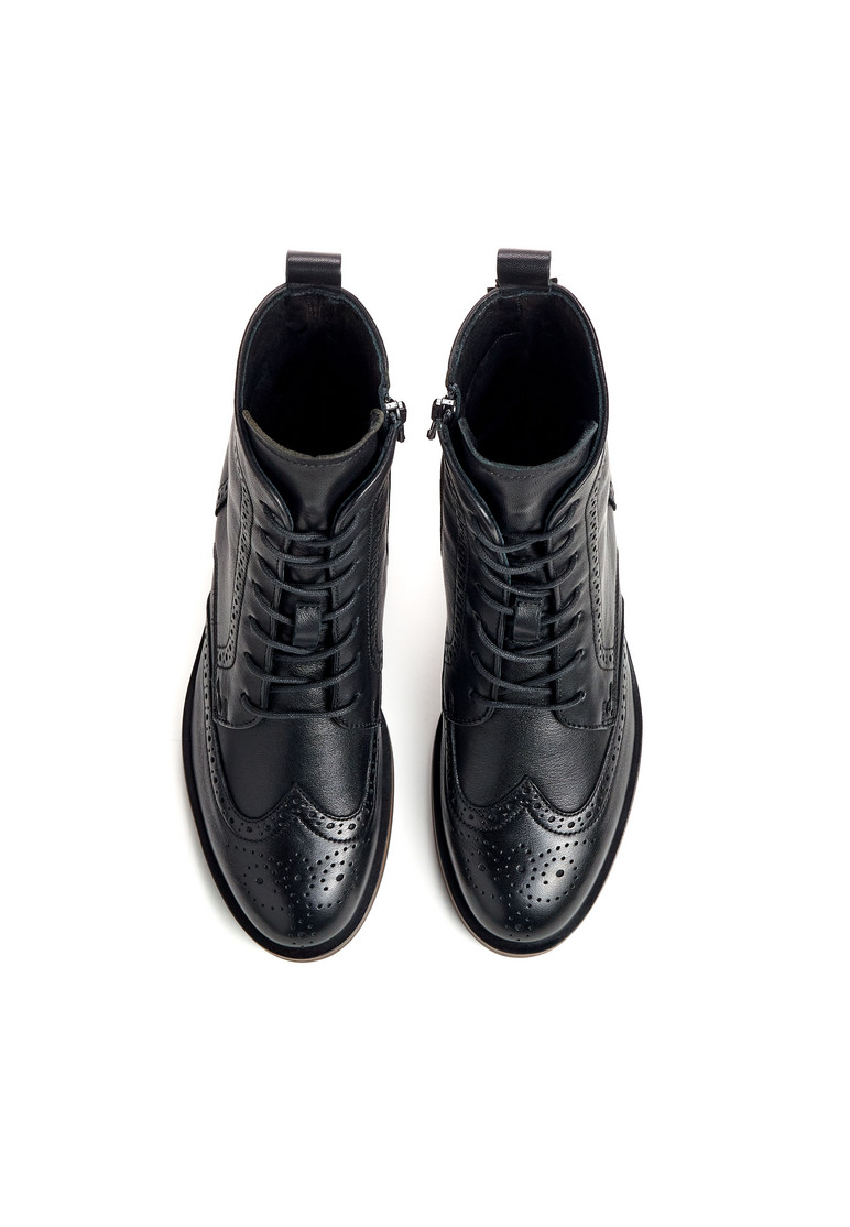 STIEFELETTE Schwarz