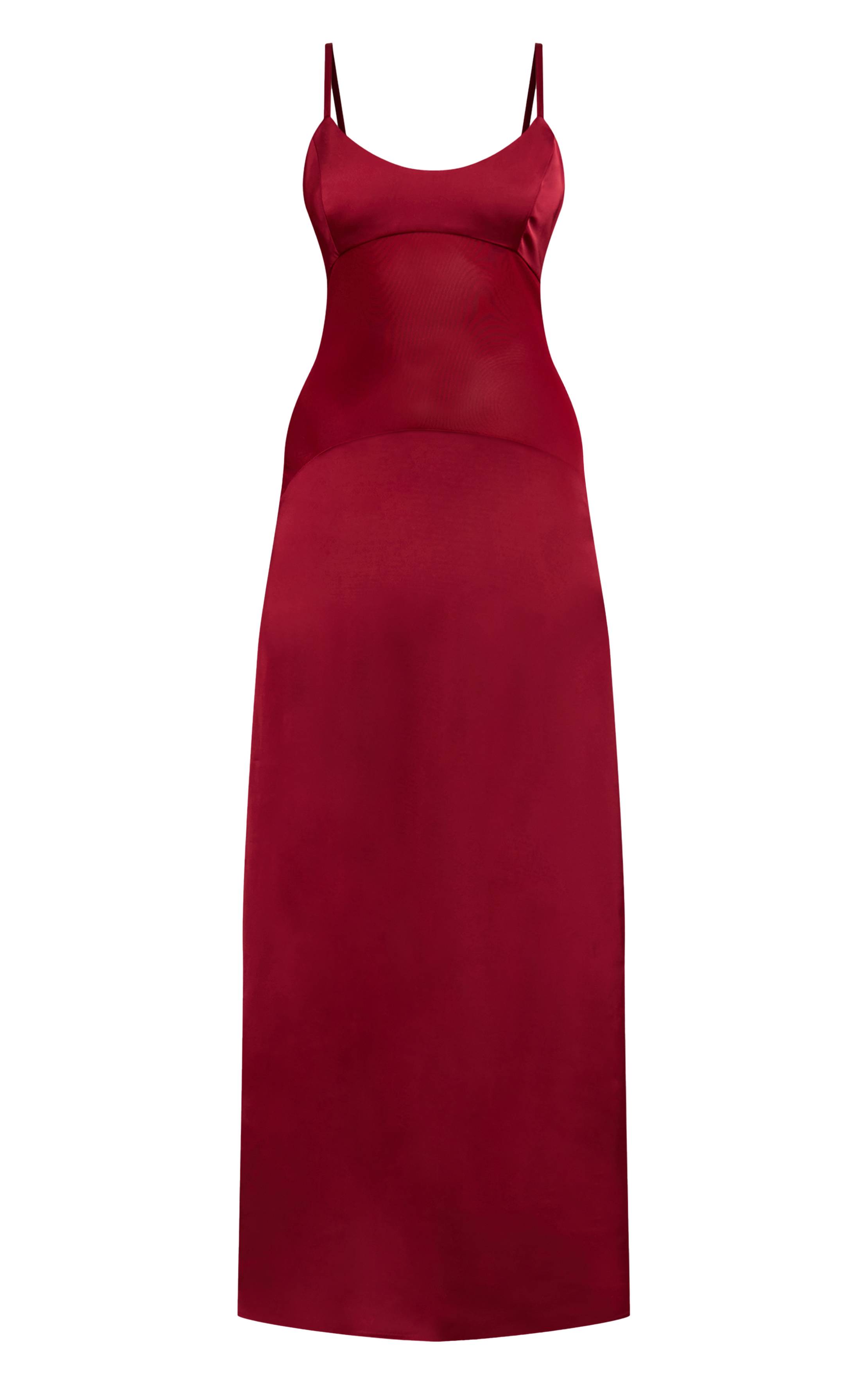 Dark Plum Robe Longue En Satin Prune Profond Avec Encolure Dégagée Et Détails En Mesh