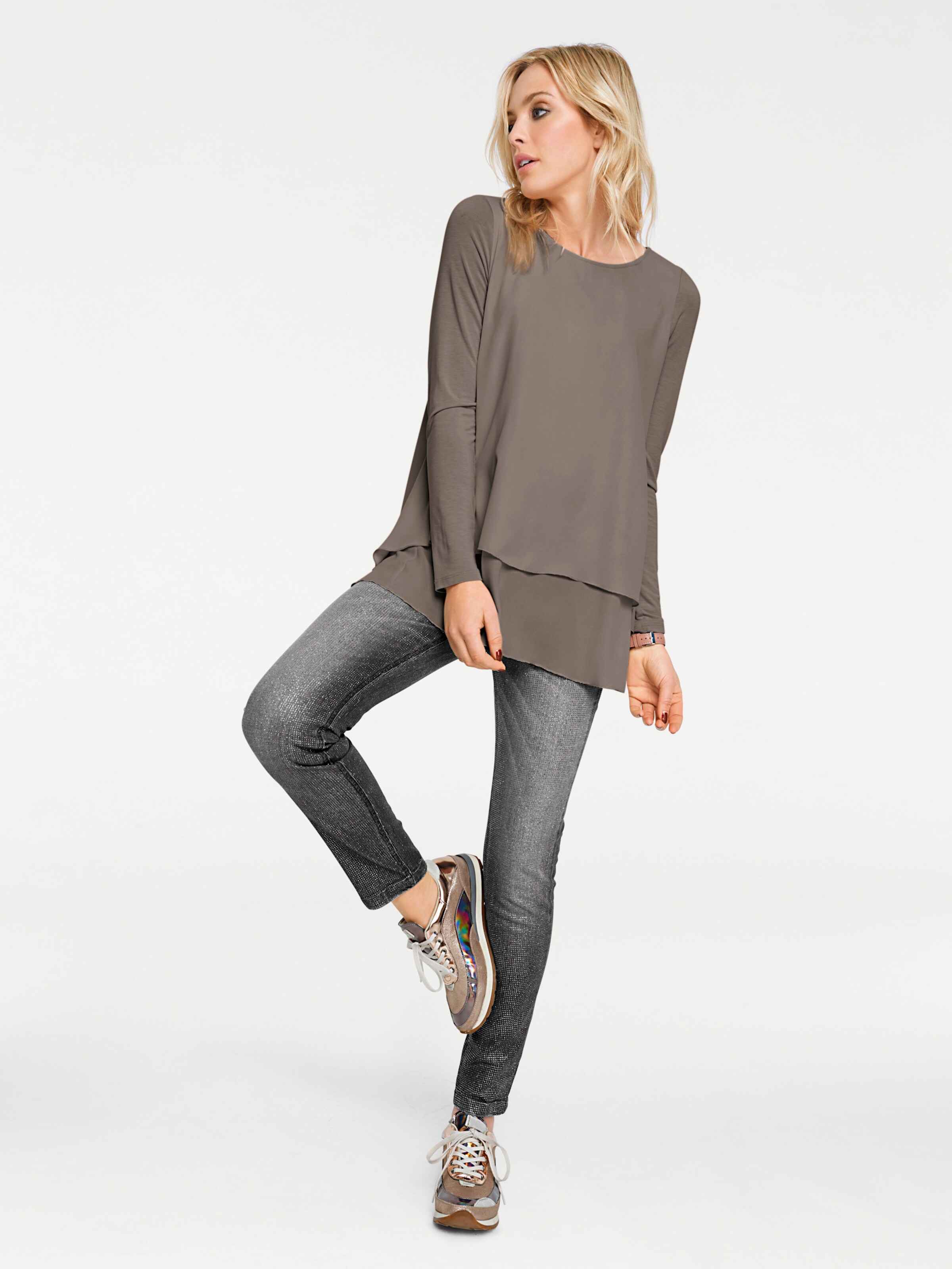 heine Rundhals-Shirt in taupe