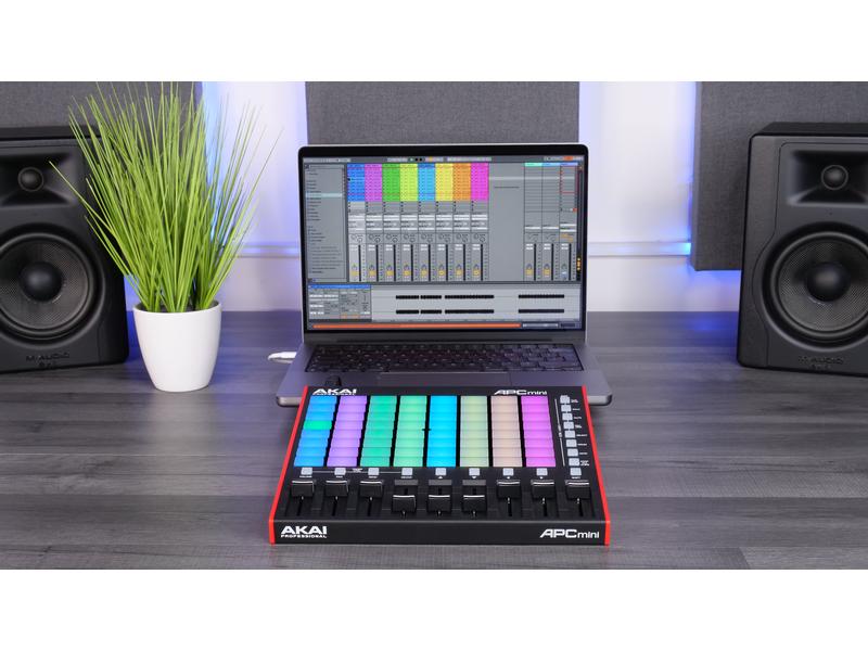 Akai Controller APC Mini – MK2 Ultimative, kompakte Lösung für die Musikproduktion in jeder Umgebung