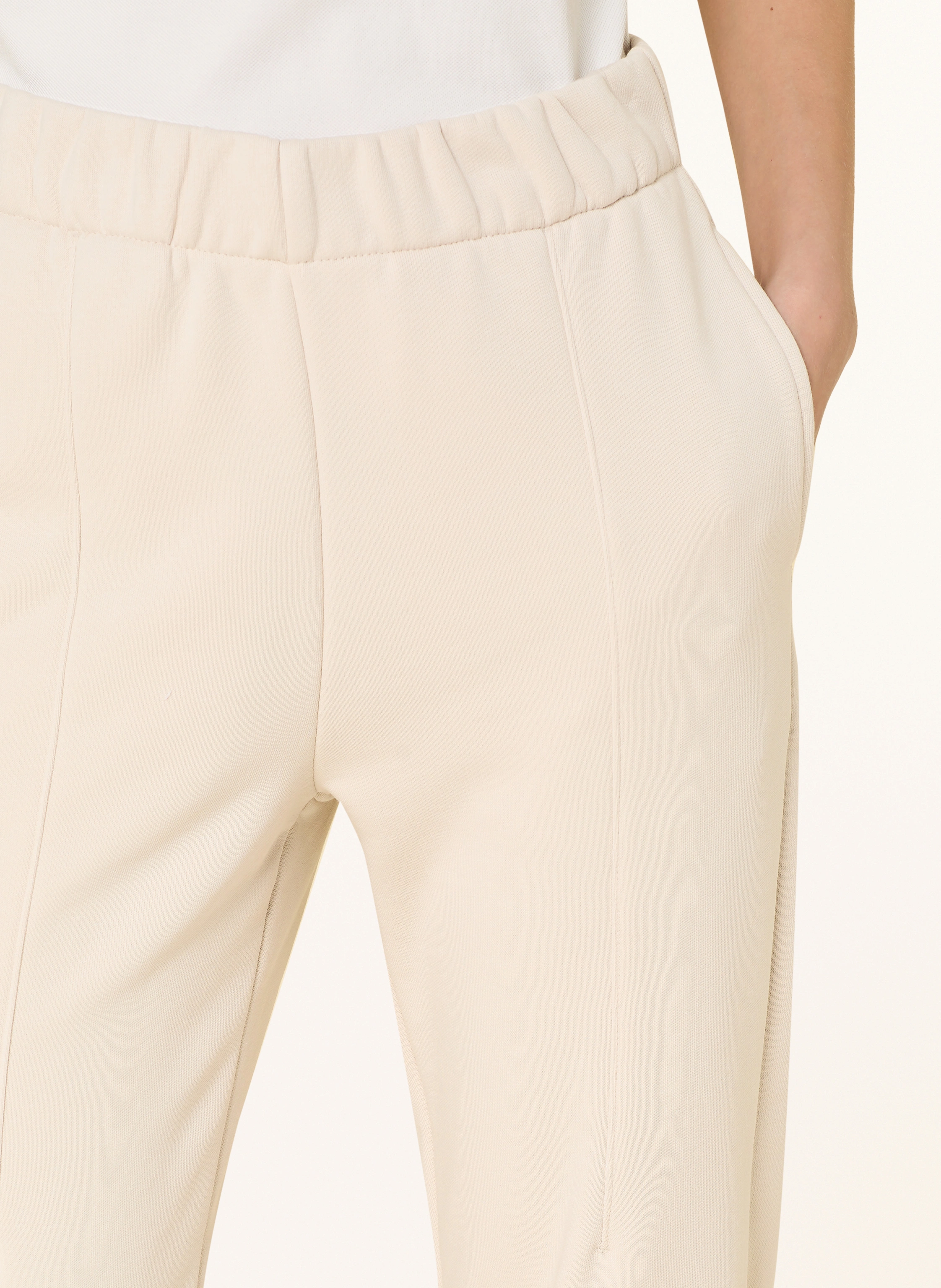 On Sweatpants CLUB