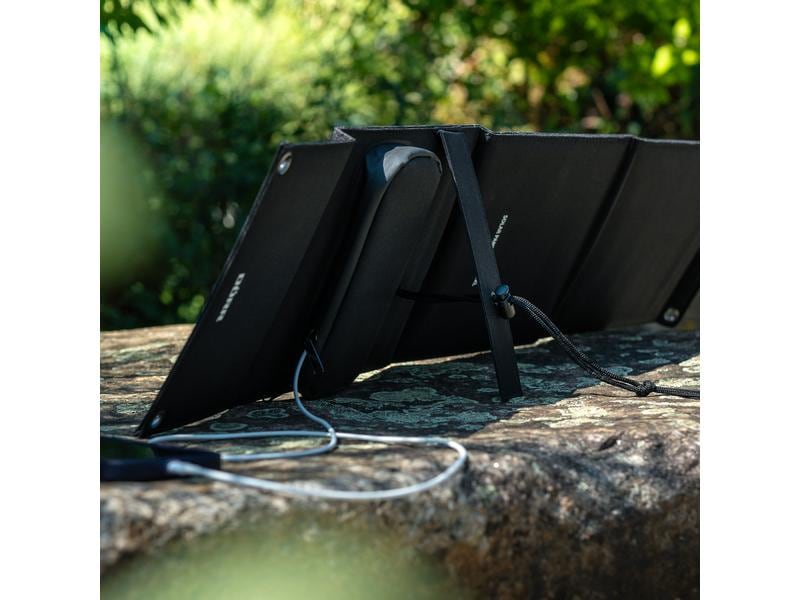 Dörr Kamera Solarpanel PB-10000 mAh 21W XL mit Powerbank Besonders leistungsstarke Energiequelle optimal für den autarken Einsatz