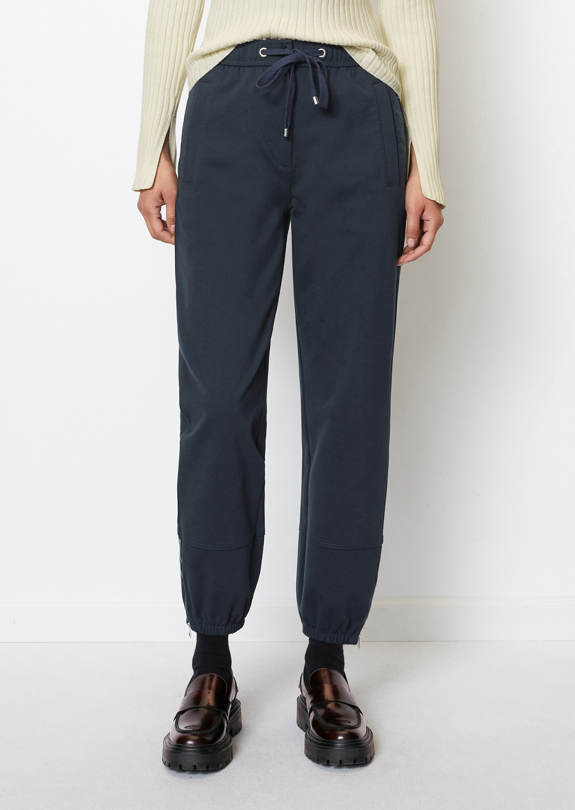 Joggpants loose aus Interlock-Jersey