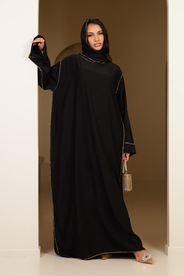 Abaya noire avec voile intégré à couture dorée