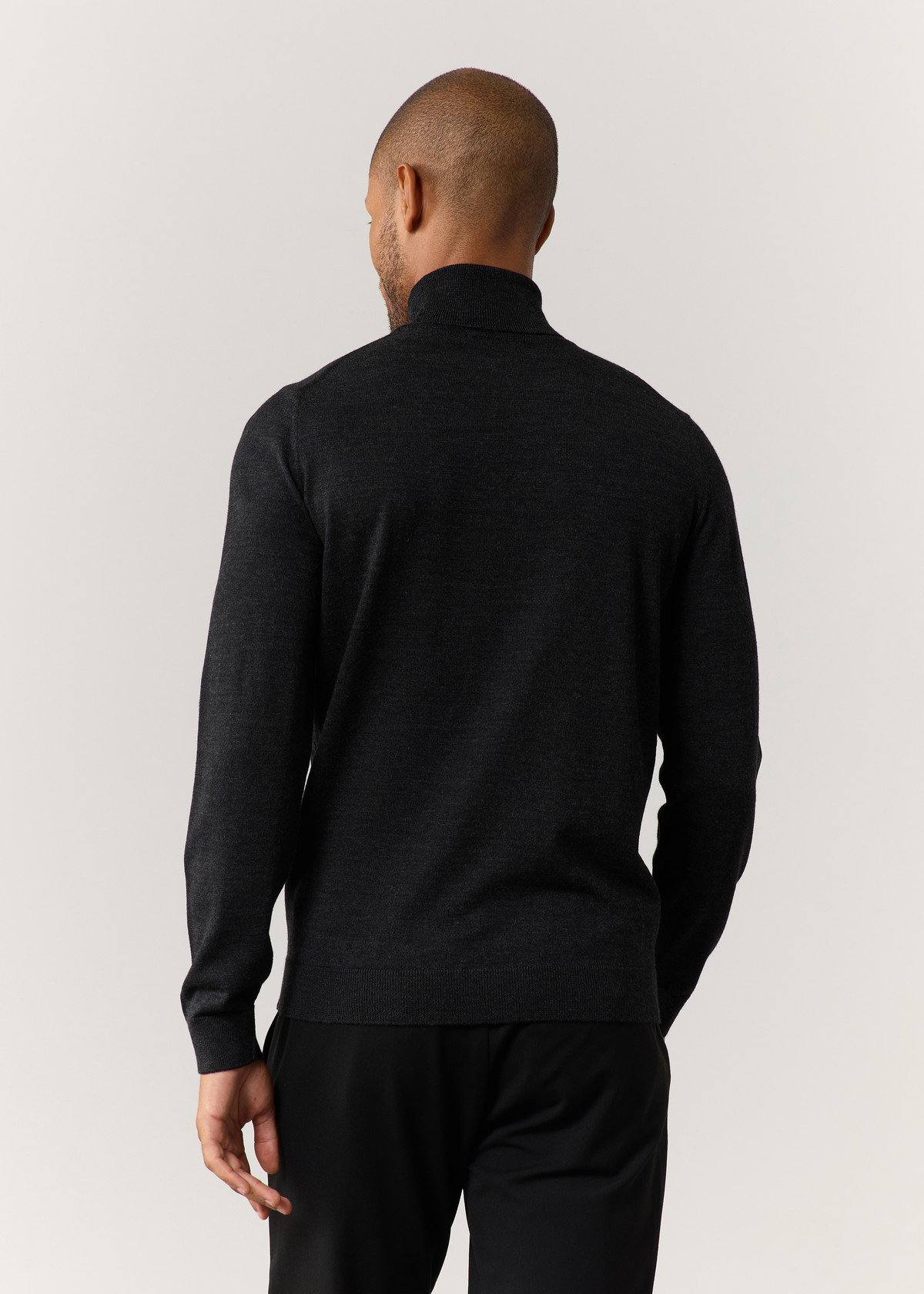 Pull col roulé en laine Mérinos mélangée unie anthracite