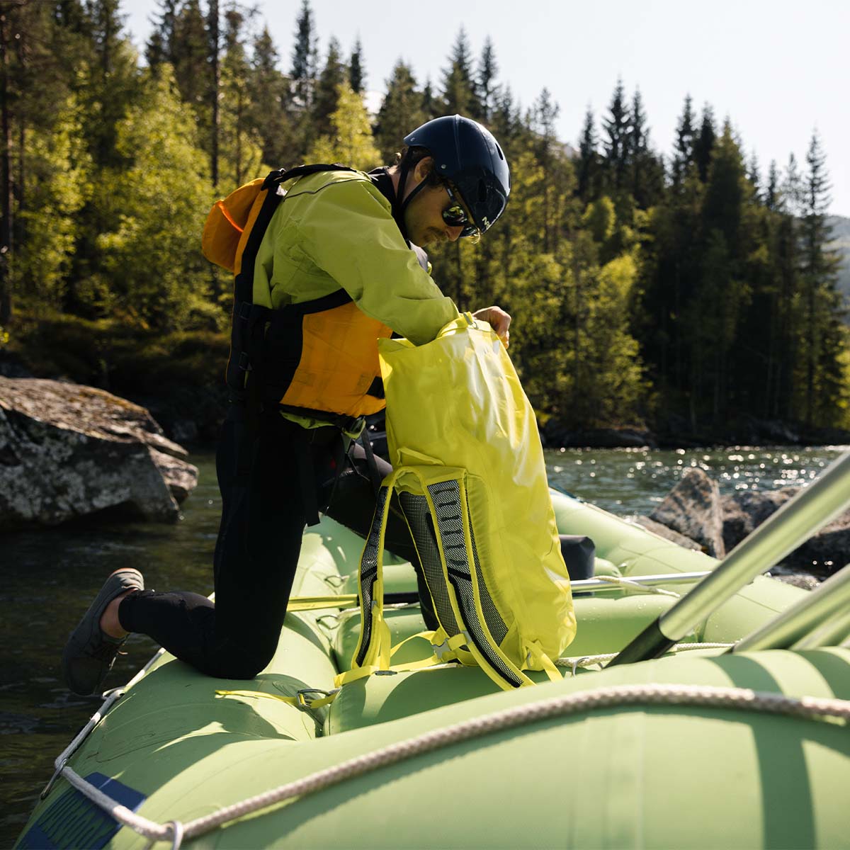 Osprey Transporter Waterproof 25 L rygsæk (Lemongrass Yellow)