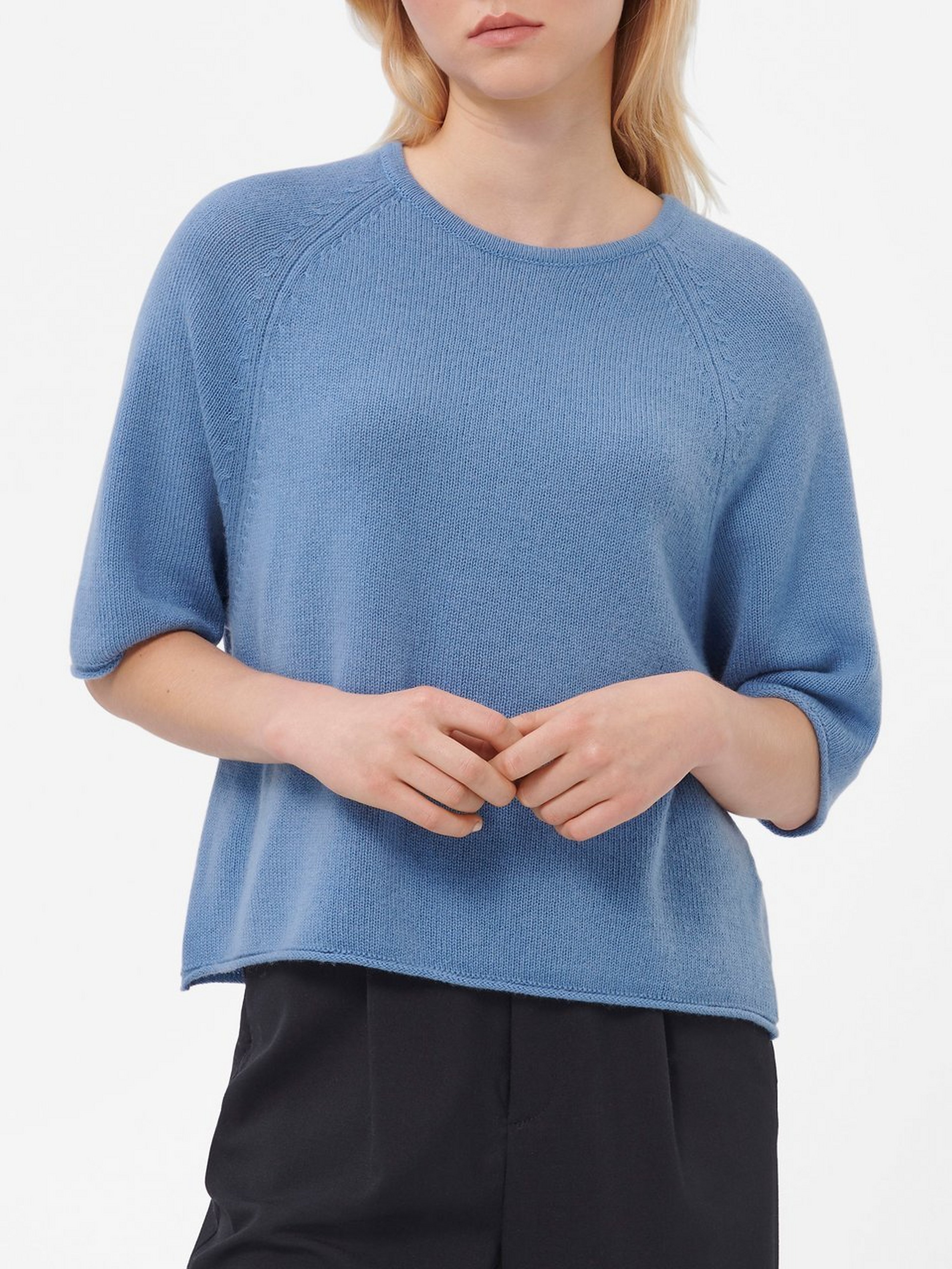 Rundhals-Pullover mit Raglan-Halb­arm