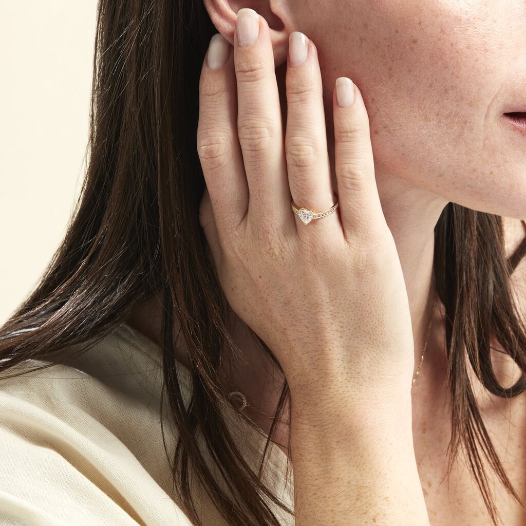 Bague Or Jaune Solitaire Accompagné Robbie Oxyde De Zirconium