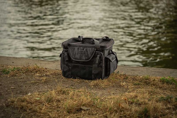 Sac Rigide XL Voyager Camouflage Fox Rage (Incl. 3 Boîtes à Leurres)