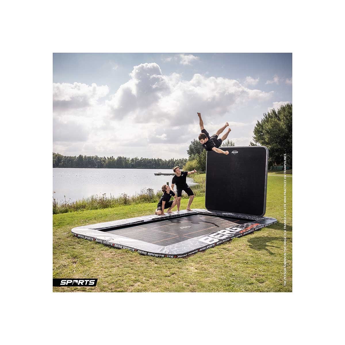 Bergtoys Berg Ultim Pro Bouncer Trampolin Flatground Schwarz 500 cm. Aerowall 2x2