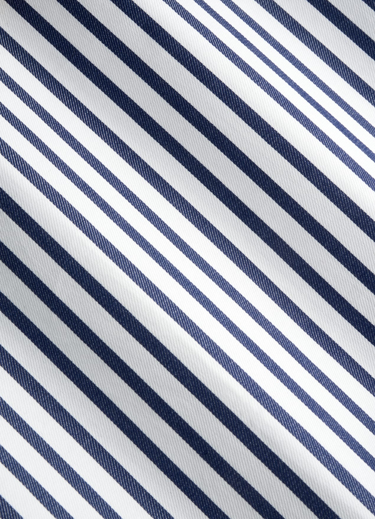 Chemise coupe ajustée en twill bleu marine à rayures