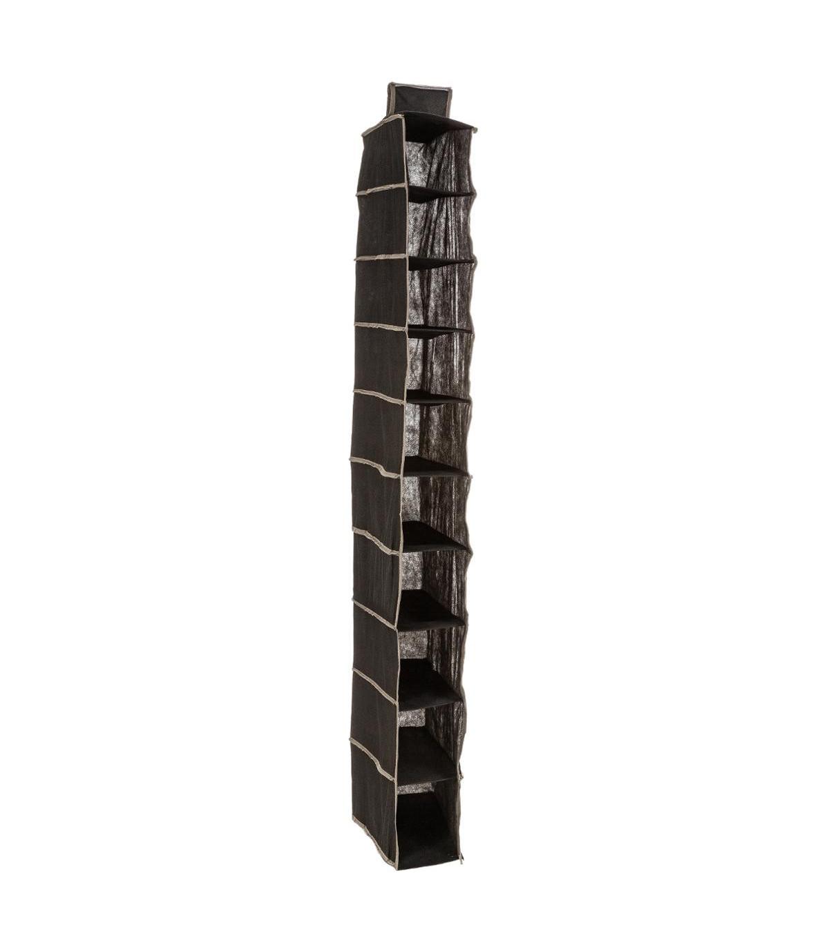 RANGE CHAUSSURES 10 CASES A SUSPENDRE