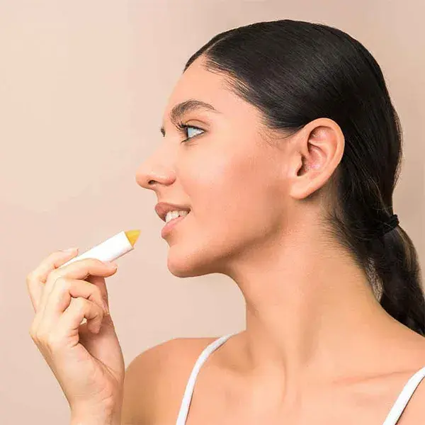 Propos' Nature Apitherapy Api'Baume Bálsamo Labial Orgânico em Bastão 4,5g