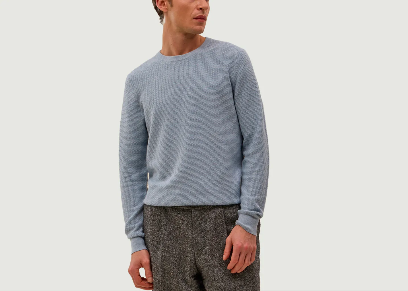 Pull Zun Hircus