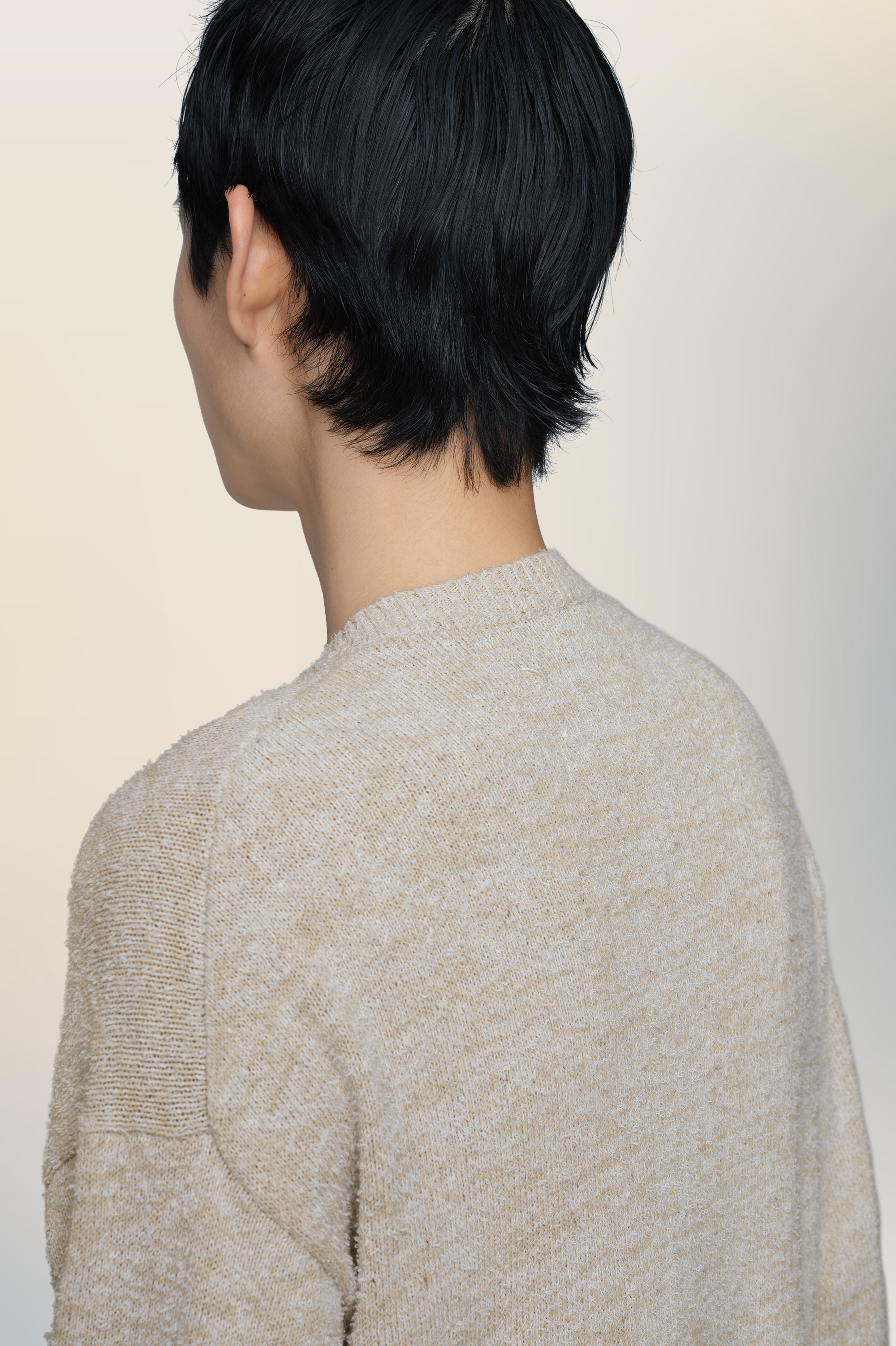 Pull à col en V bleu en coton pour homme