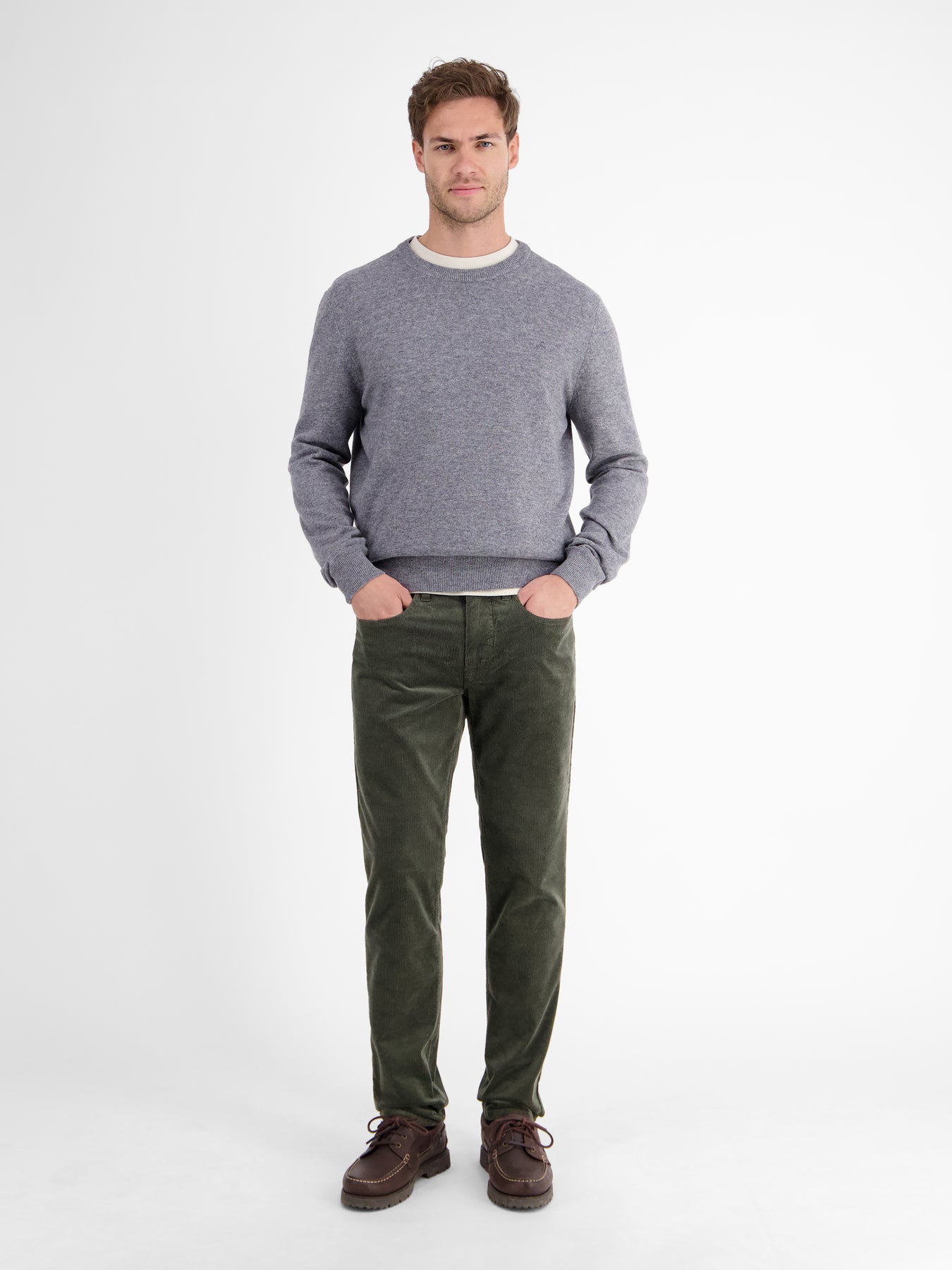 Cordhose, SLIM FIT, modisch und lässig