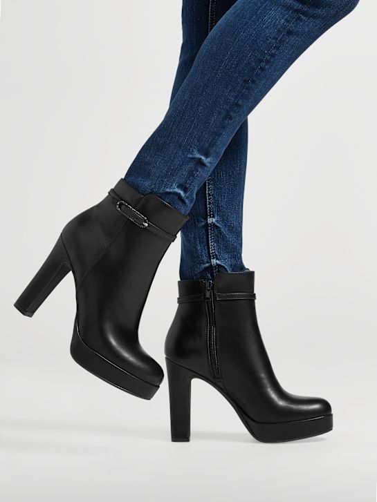 Catwalk Stiefelette Schwarz