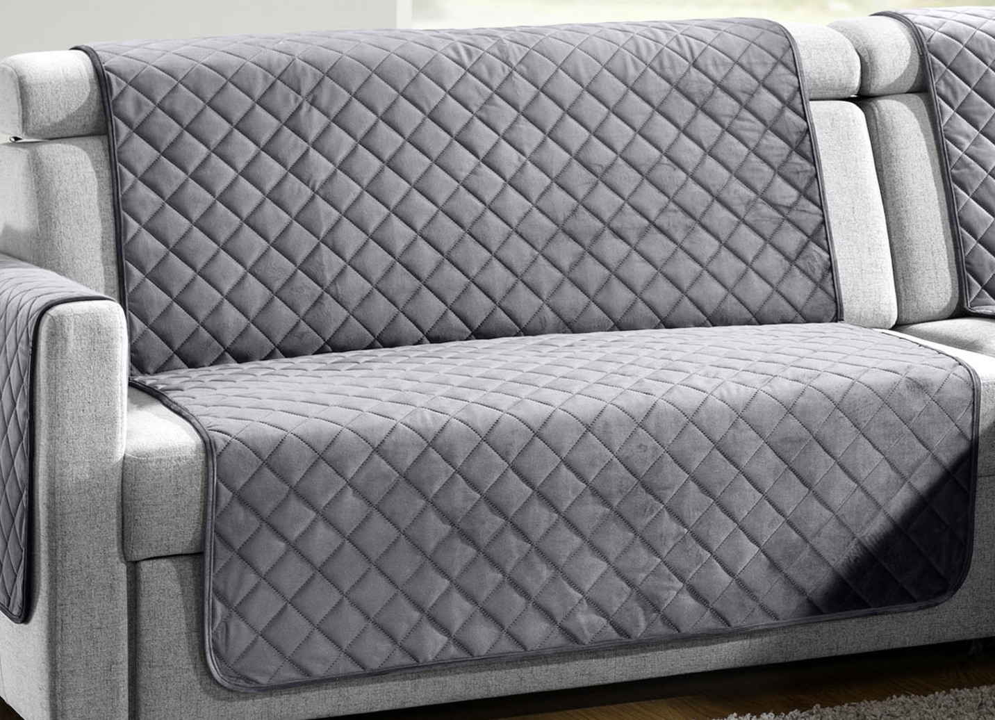 Sessel,- Couch,- und Armlehnschoner mit Bandeinfassung