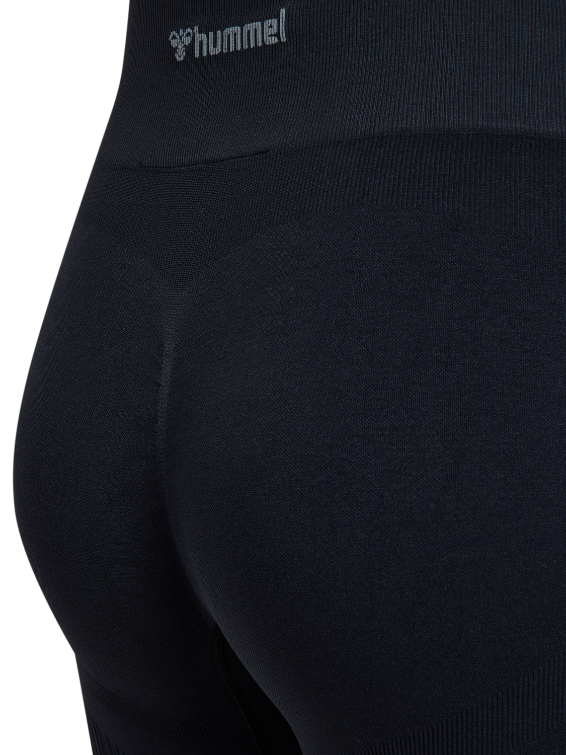 hmlMT DEFINE SEAML SCRUNCH SHORTS