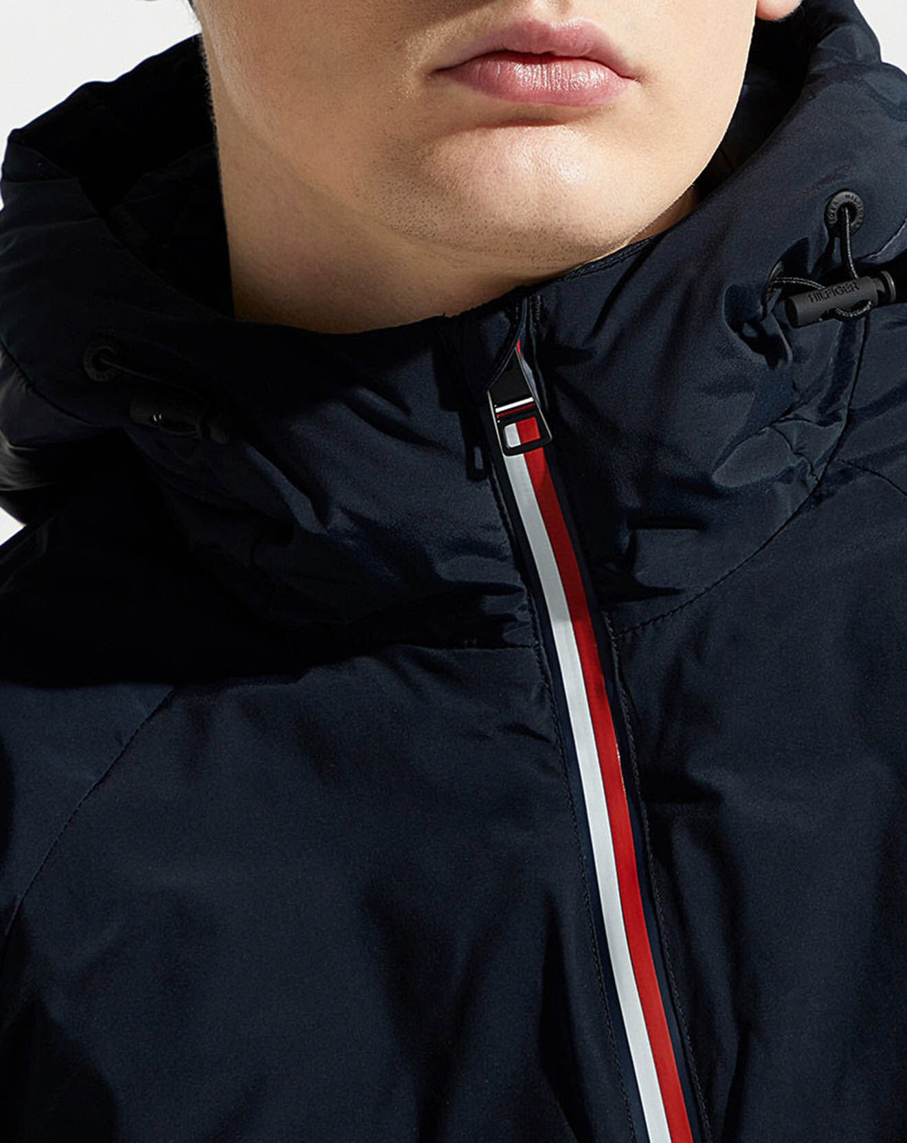 Tommy Hilfiger Blouson à capuche Mix Media bleu marine