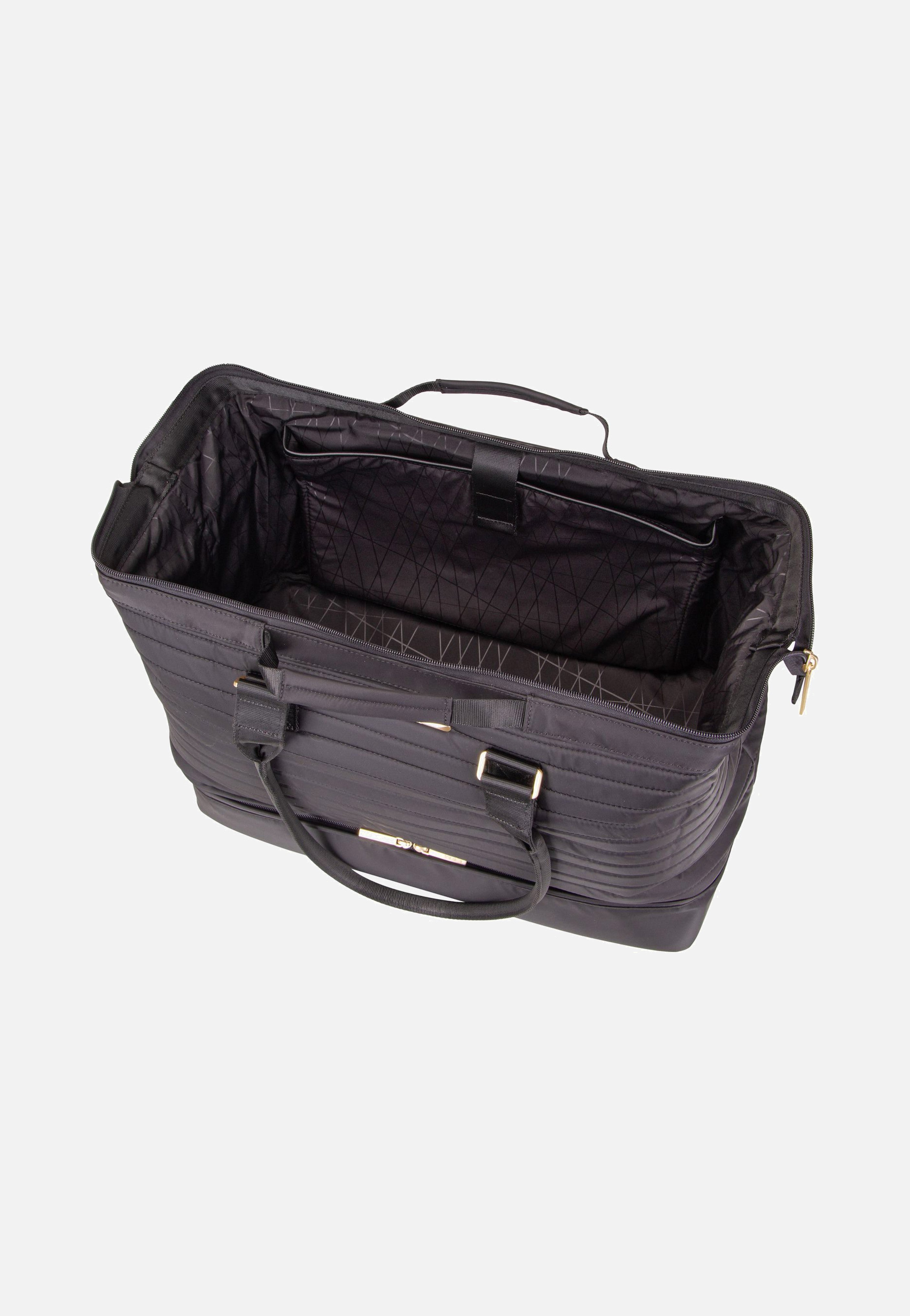 Barbara Stepp WKND Black - Weekender