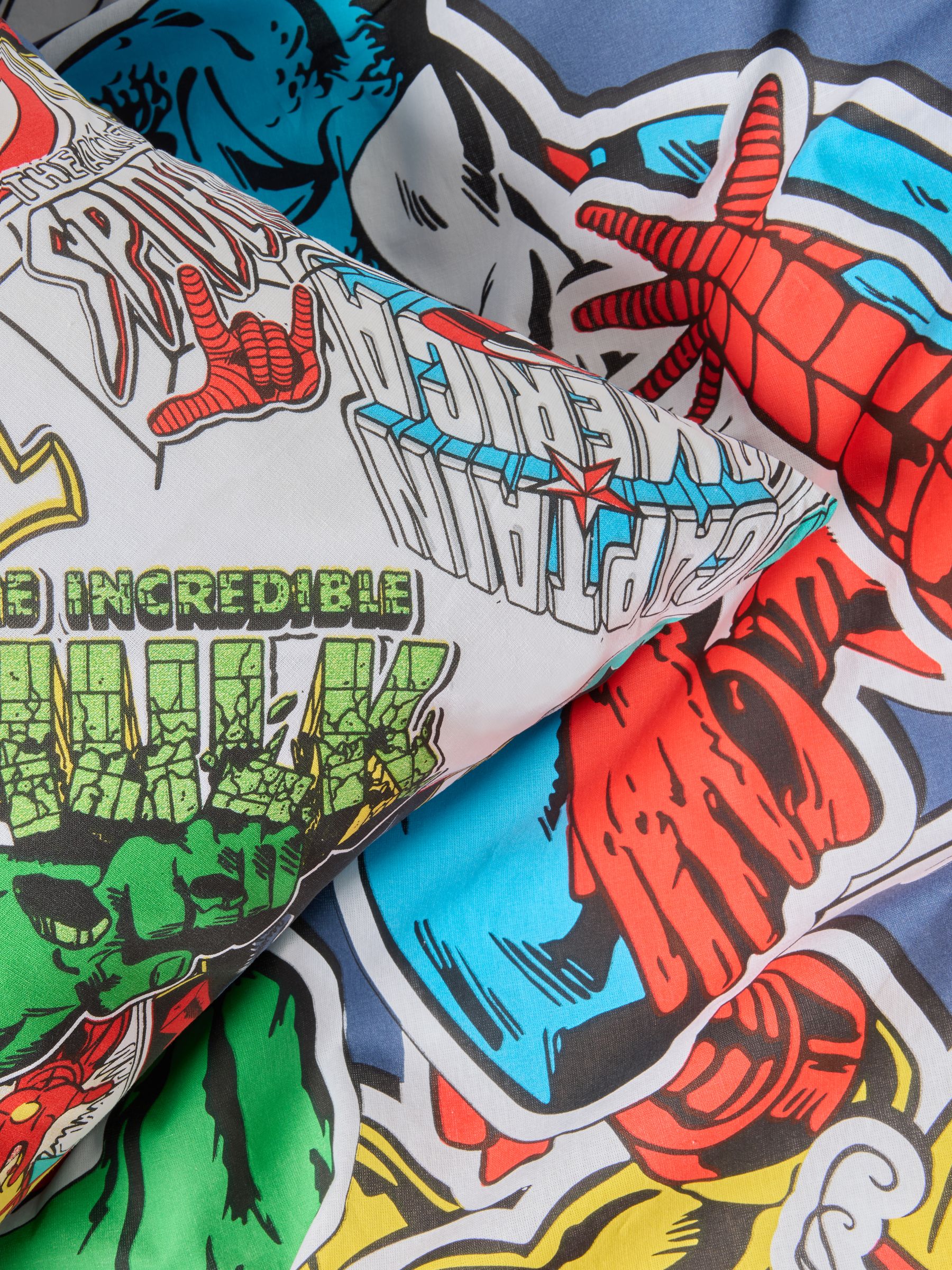 Marvel dekbedovertrek en kussensloop