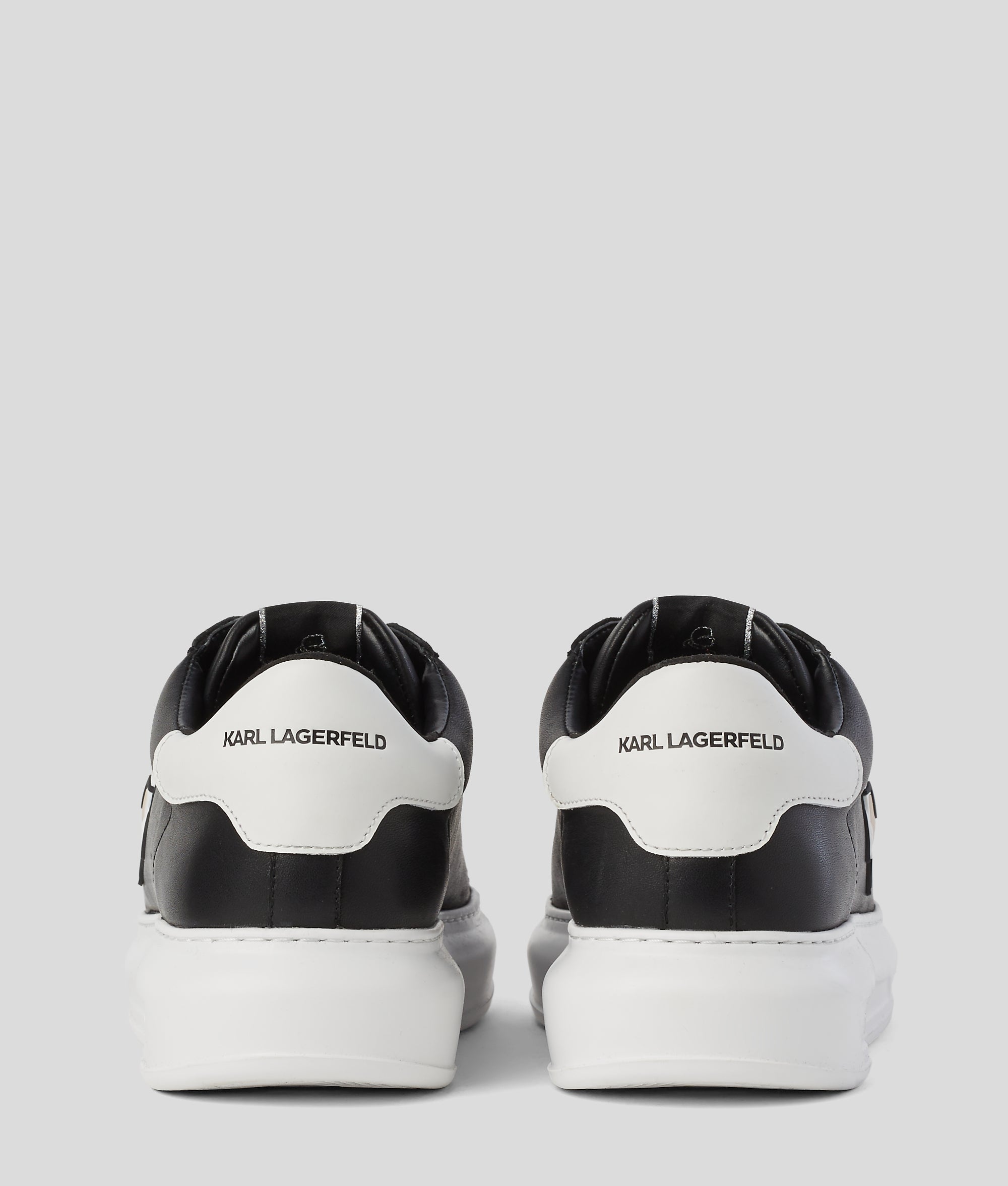 Ikon NFT kapri-sneakers