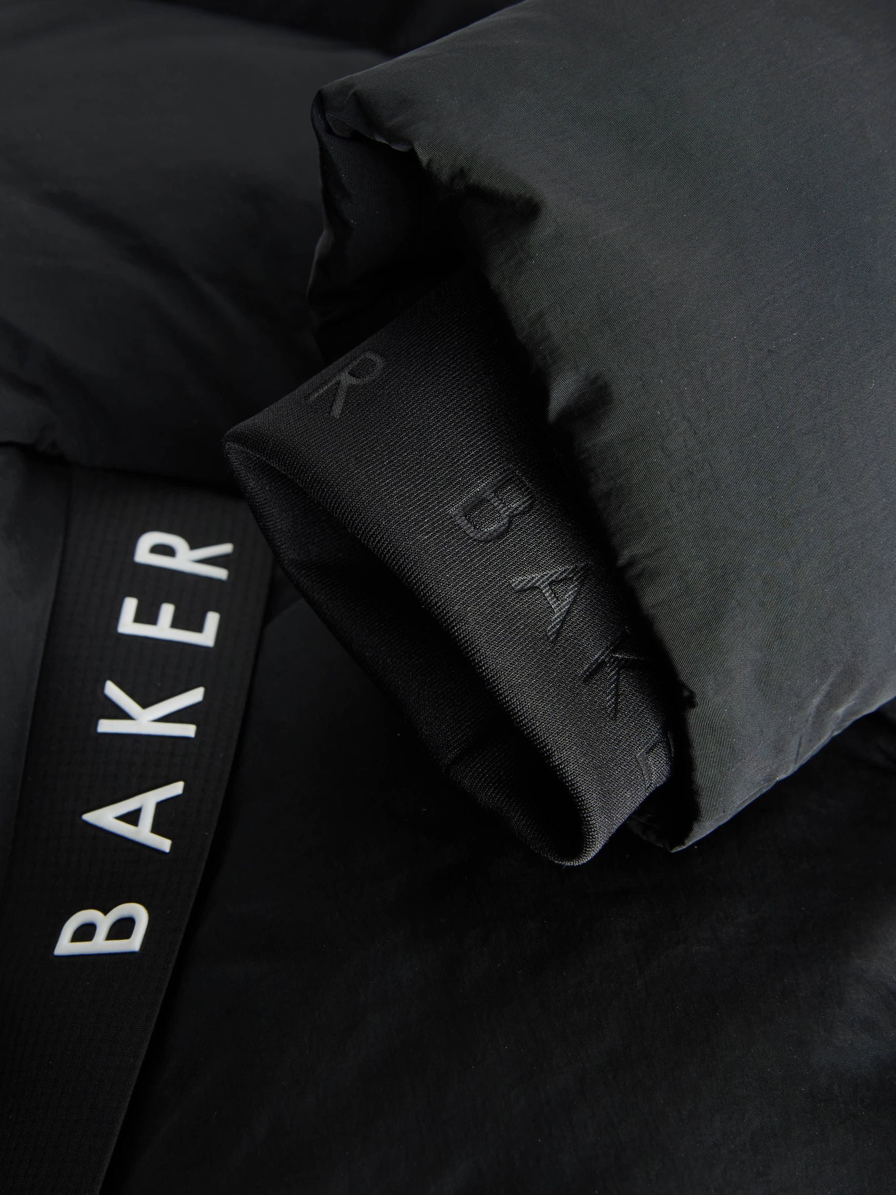 Zwart - Baker by Ted Baker - Regenbestendige gewatteerde jacks