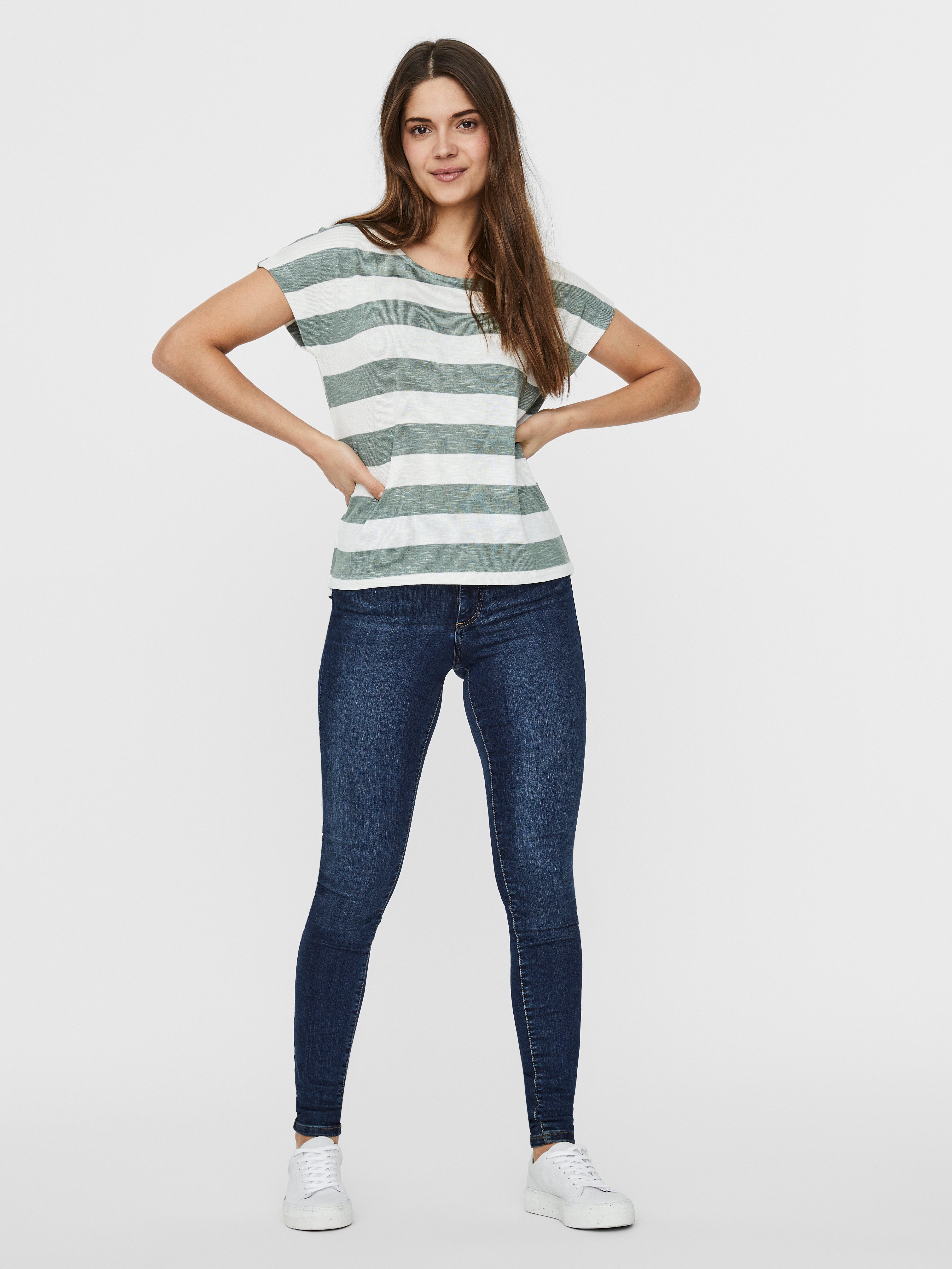 VMWIDE T-shirts