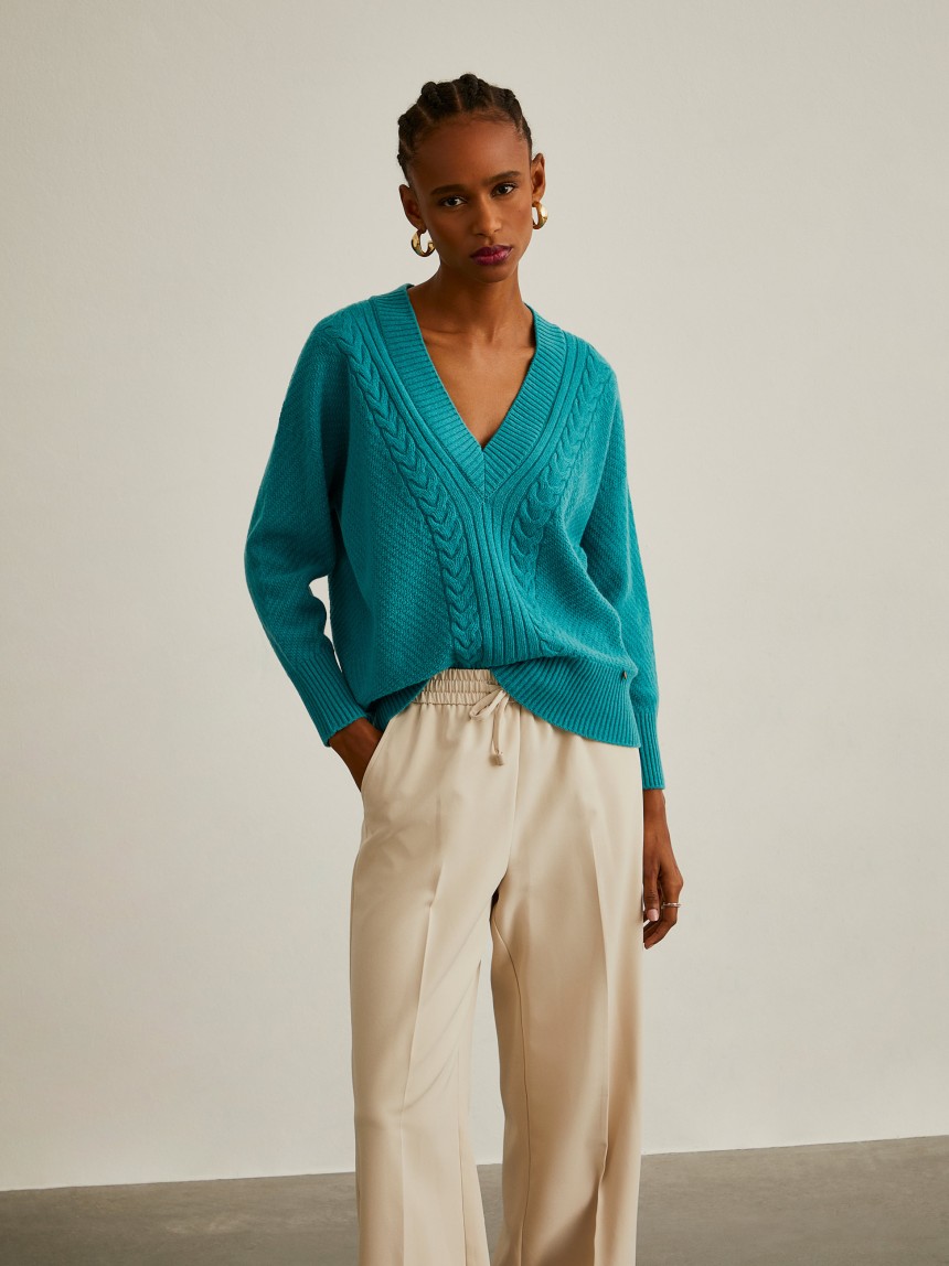 Camisola de malha tricotada decote em V