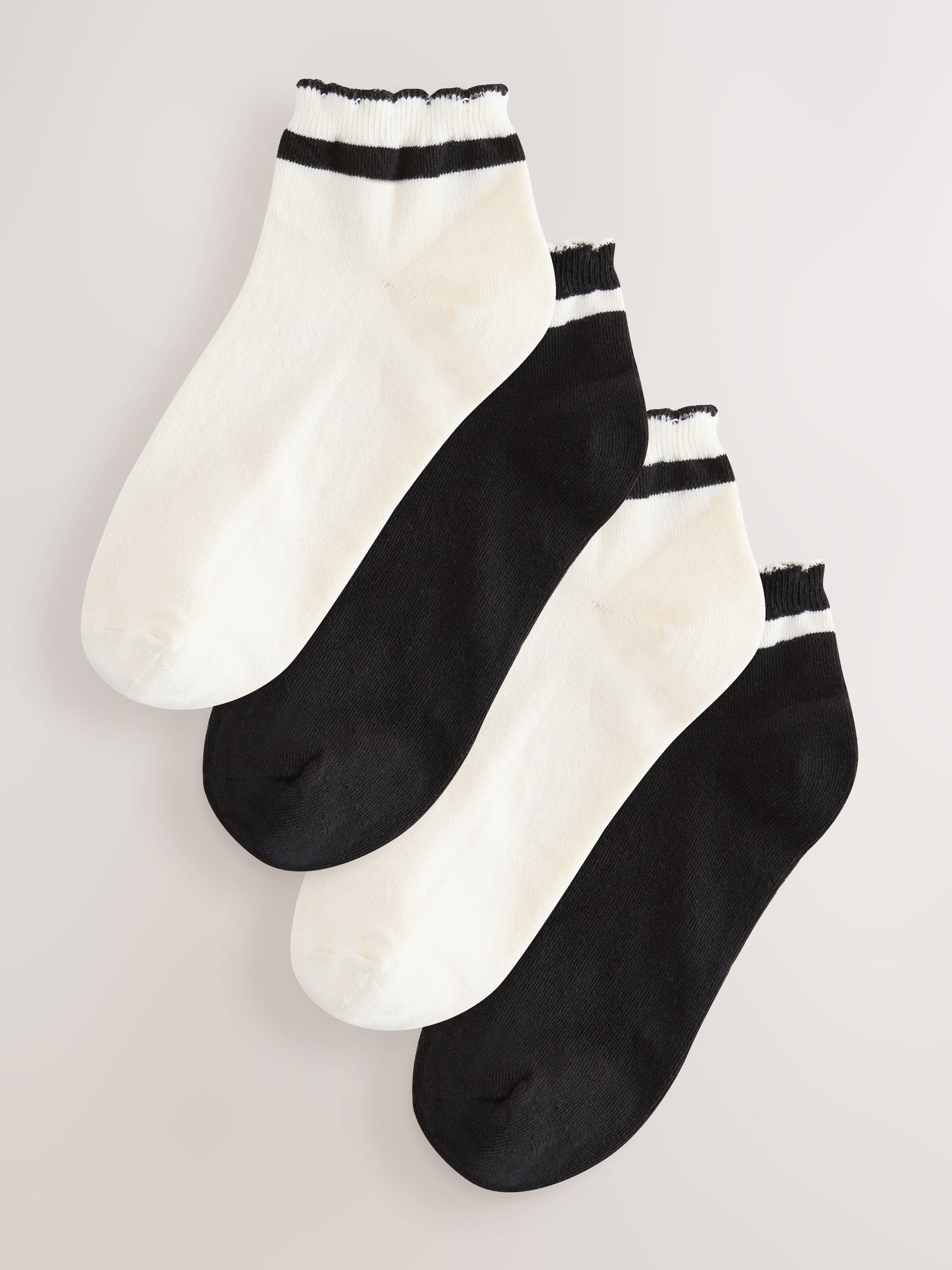 Crème/zwart geschulpte rand - 4 Paar sneakersokken