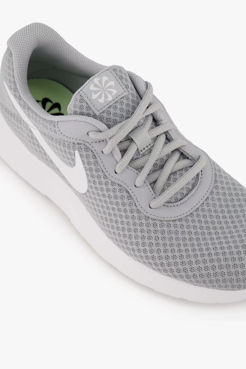 Nike Tanjun Herren Sneaker