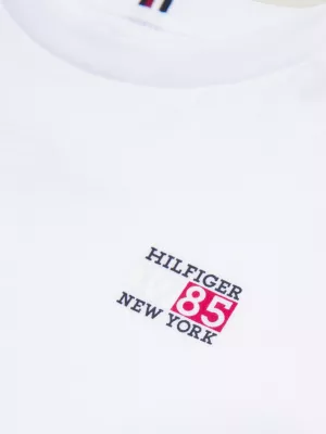 Camiseta com o logotipo gráfico de Nova York