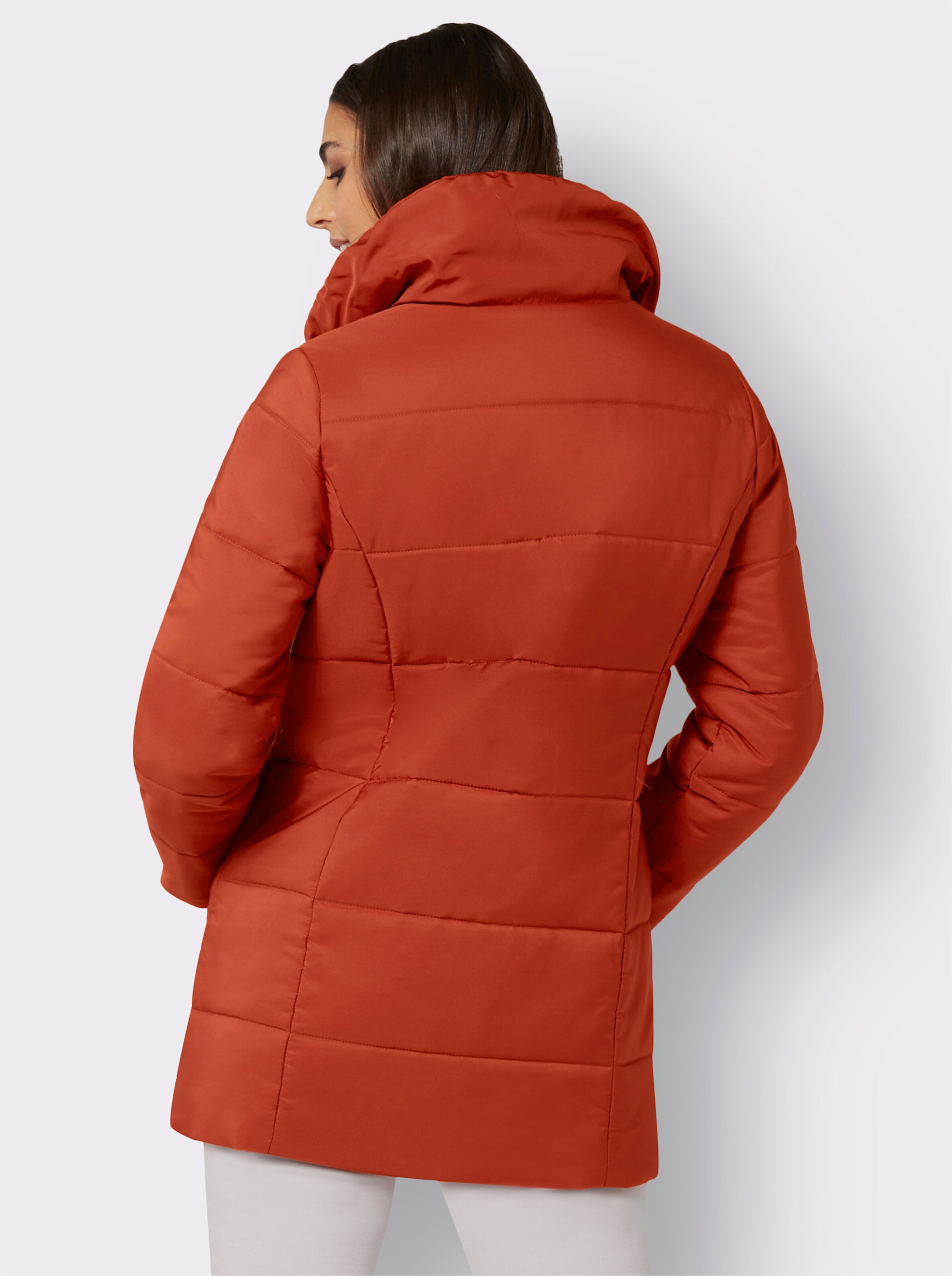 Steppjacke in taillierter Longform