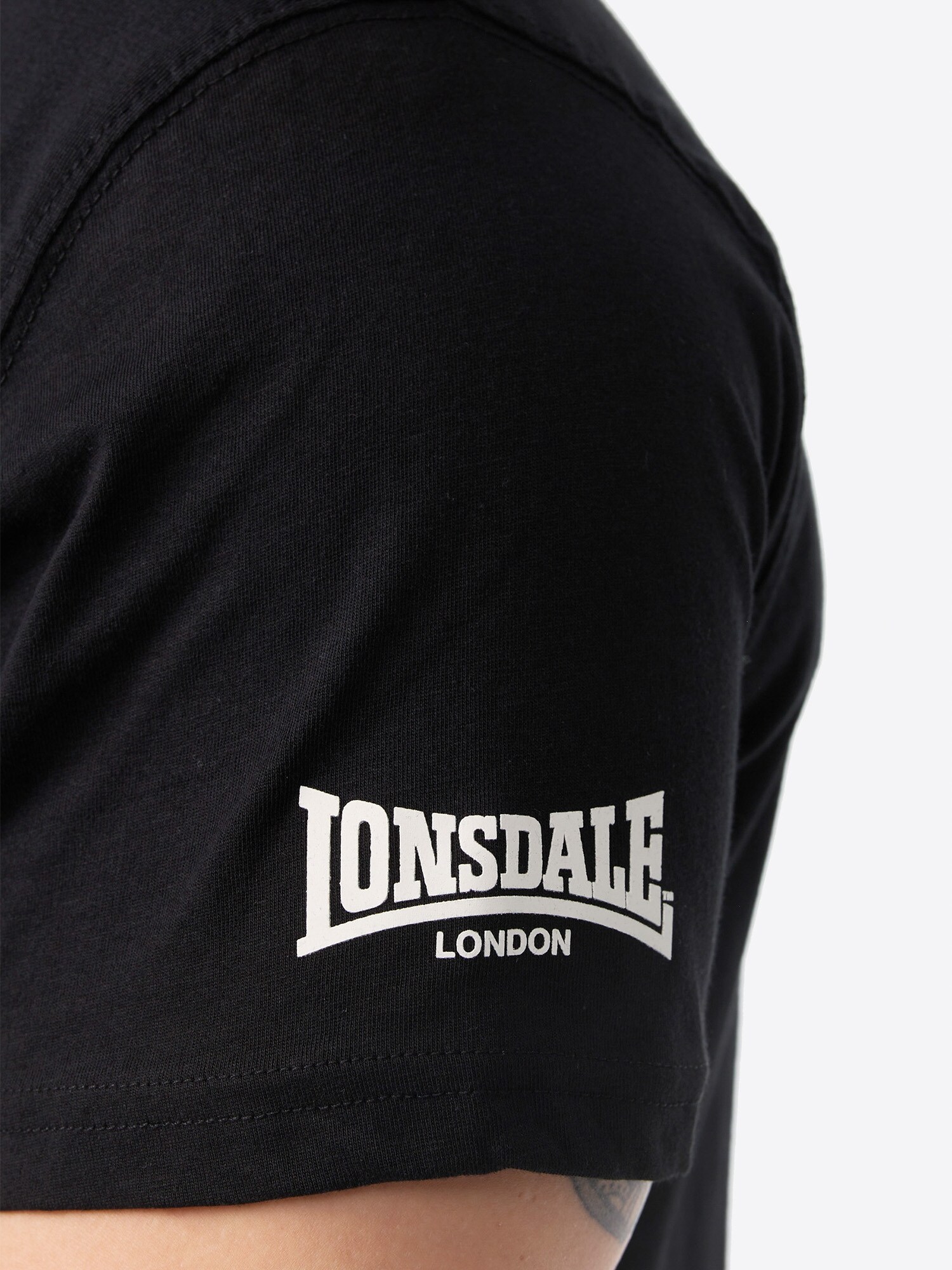 Lonsdale Unisex T-Shirt normale Passform AGAINST RACISM