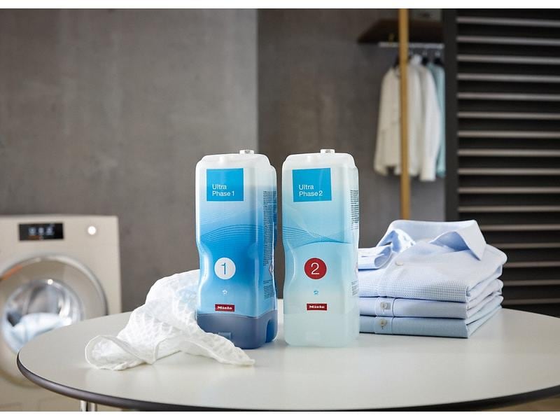 Miele Flüssigwaschmittel UltraPhase 1 1.4 l 2-Komponentenwaschmittel für Buntes und Weisses