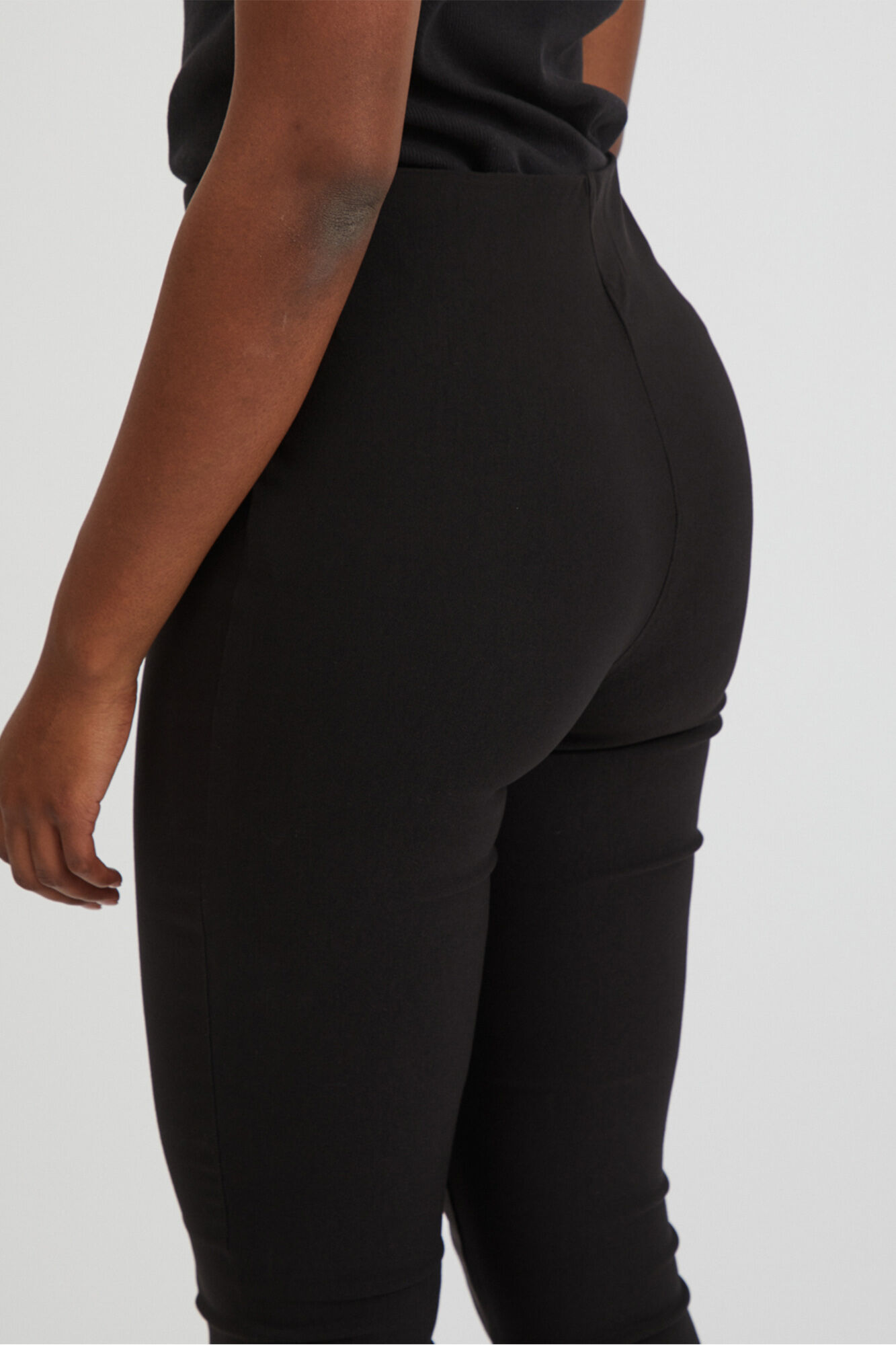 Calça legging feminina tiro alto - Negro