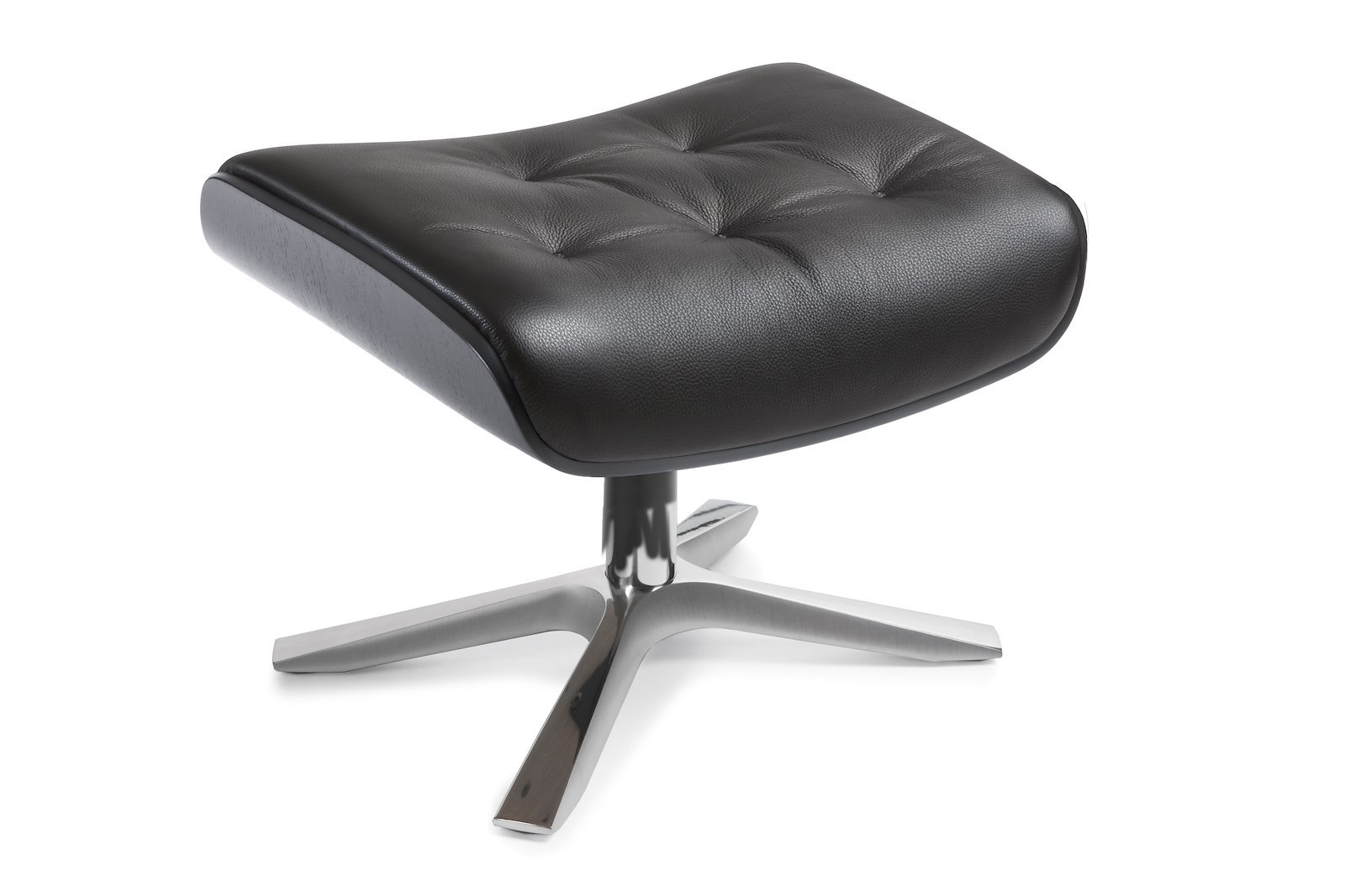 Air krakk med pikering I hud Zero 2534-89 Black, Quattro svingfot alu. Skrog i sortbeiset eik