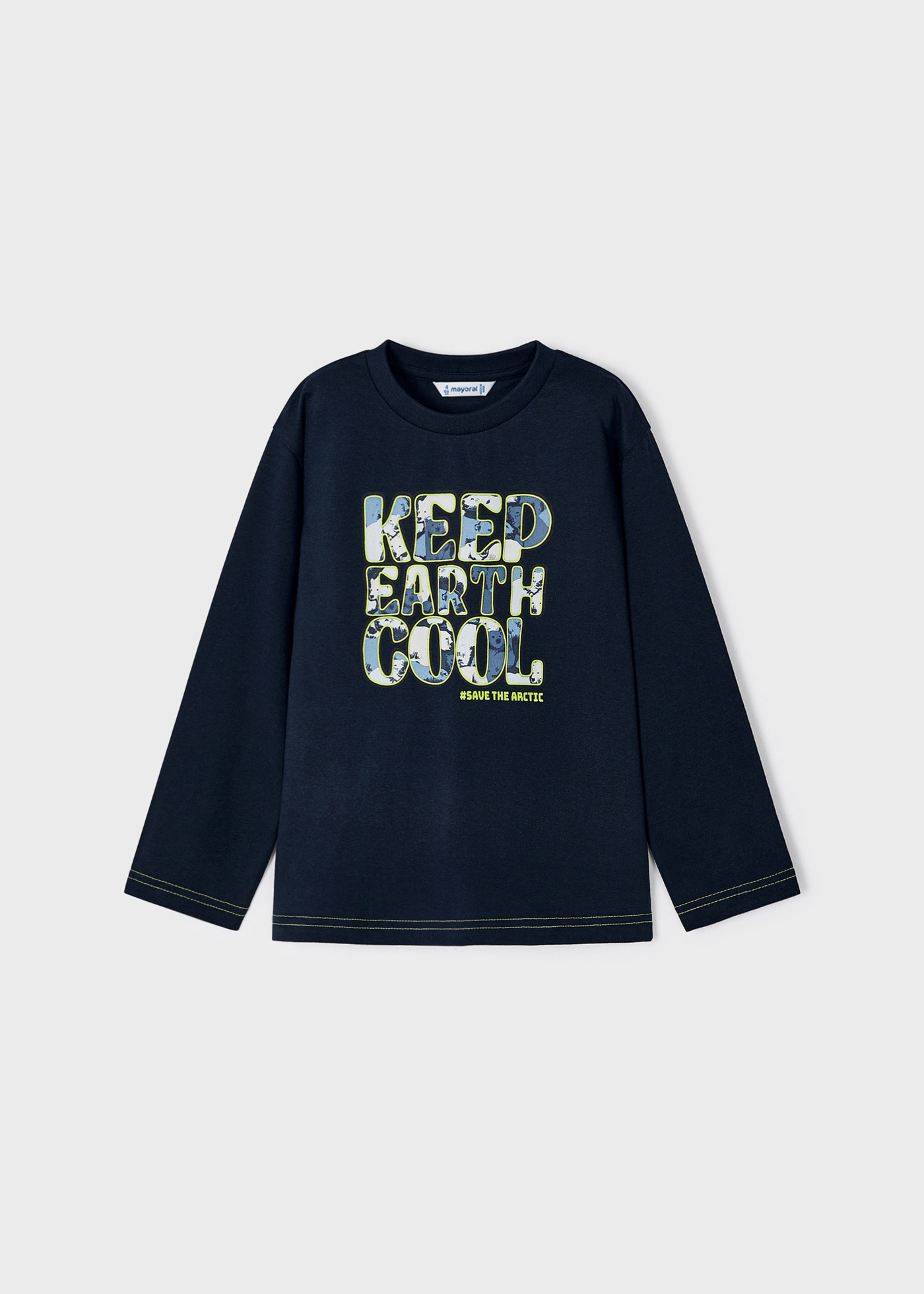 Camiseta Better Cotton com detalhes em neon para meninos