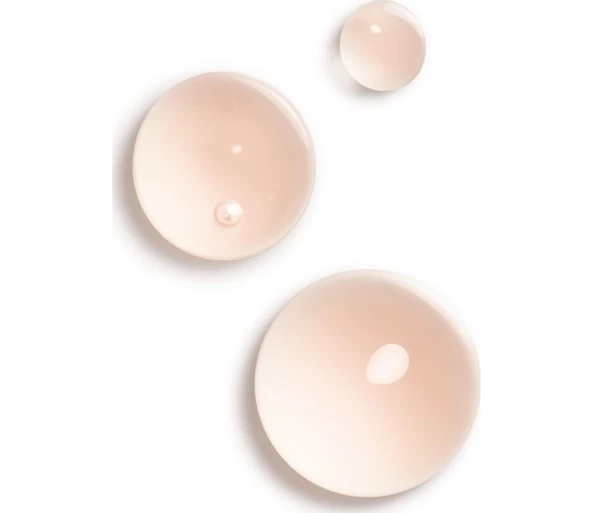 CHANEL L'HUILE CAMÉLIA L’huile hydratante et fortifiante