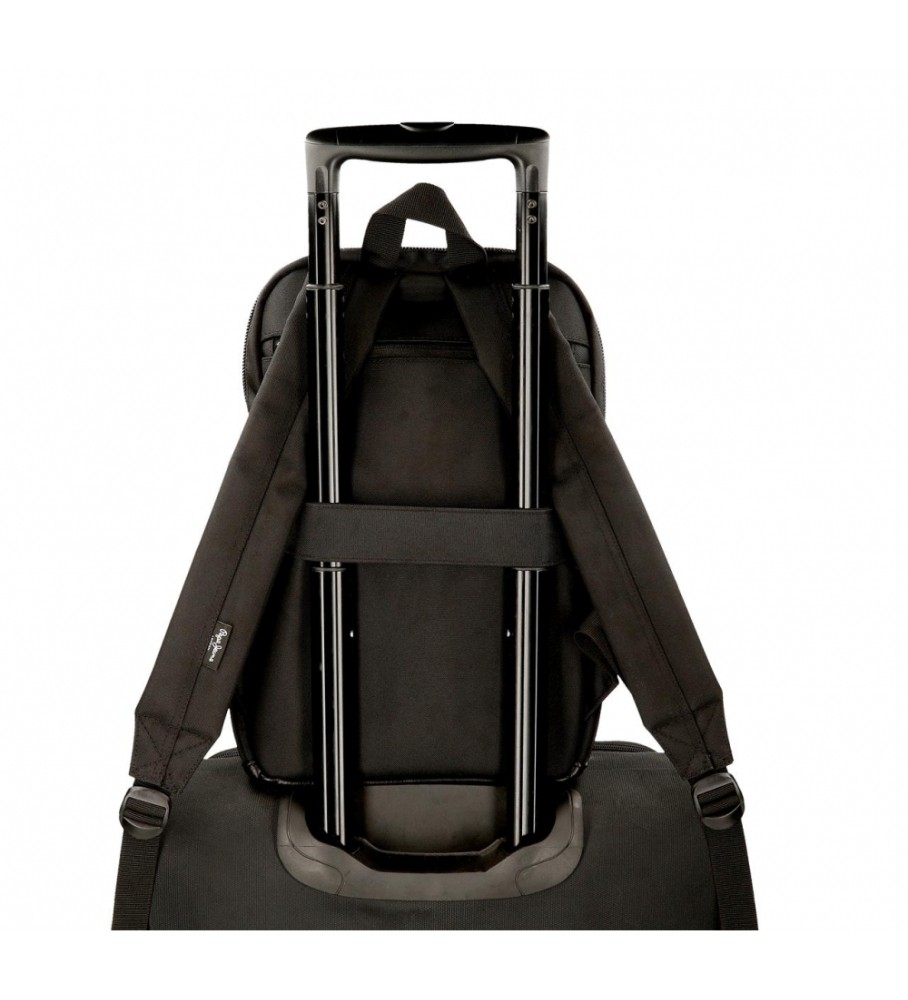 Mochila para computador Pepe Jeans Leighton com dois compartimentos, preta.