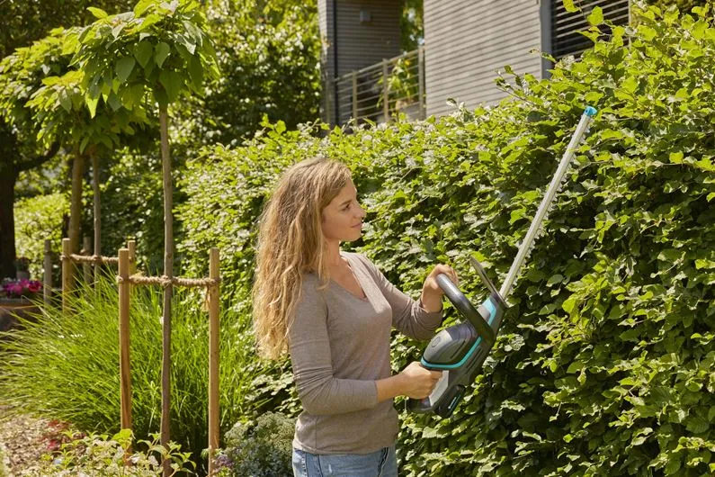 Gardena Batteridrevet hækkeklipper ComfortCut 50/18V, sæt