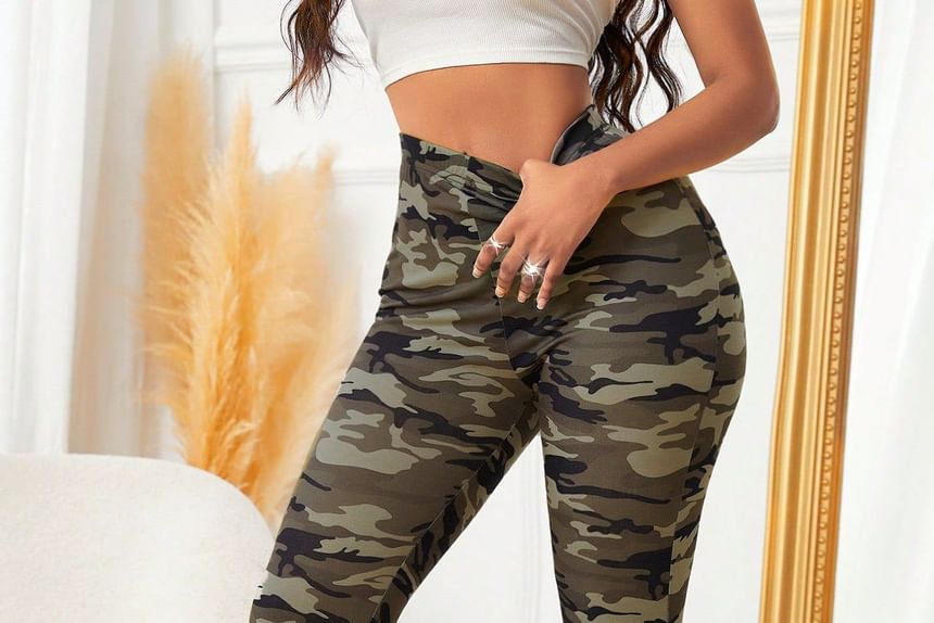 Miss Adams - Legging met hoge taille en camouflageprint