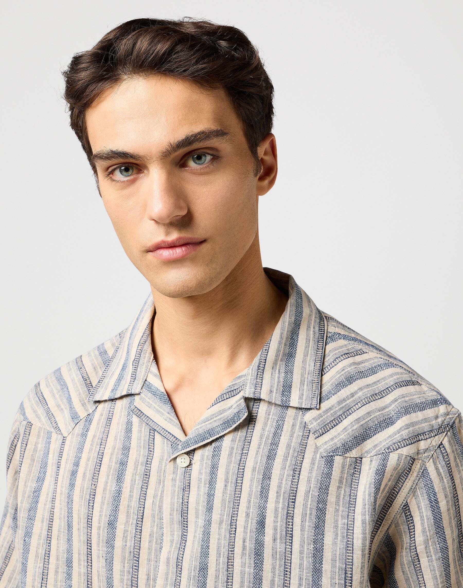 Wrangler Leinenhemd »WRANGLER Leinenhemd Ss W Resort Shirt«