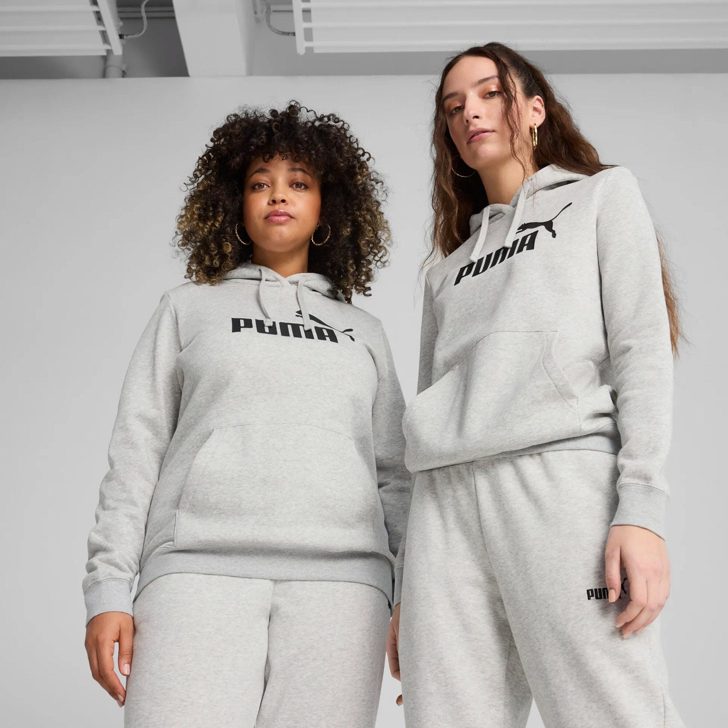 PUMA  Essentials No. 1 Logo Hoodie Dames