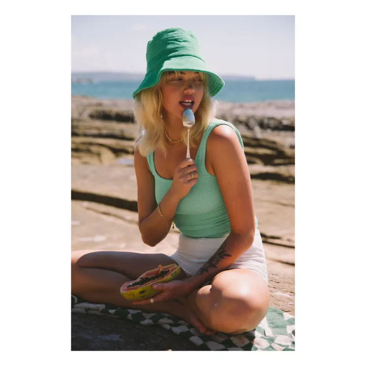 Araminta James Bob Terry | Vert